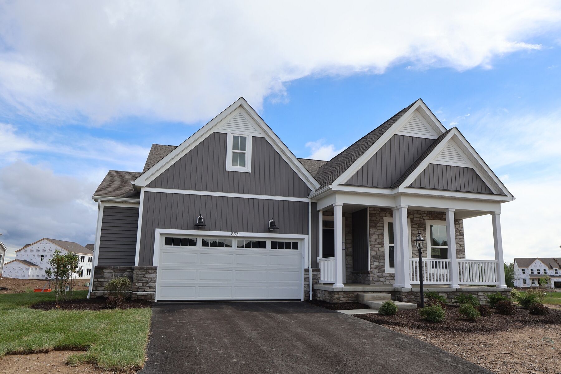Wesleyan - The Ridge at Glacier Pointe: Plain City, Ohio - M/I Homes