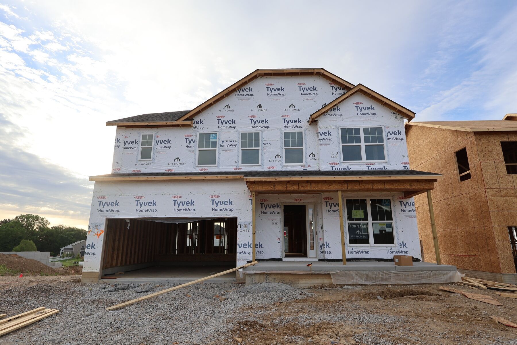 Findlay - Pinnacle Quarry: Grove City, Ohio - M/I Homes