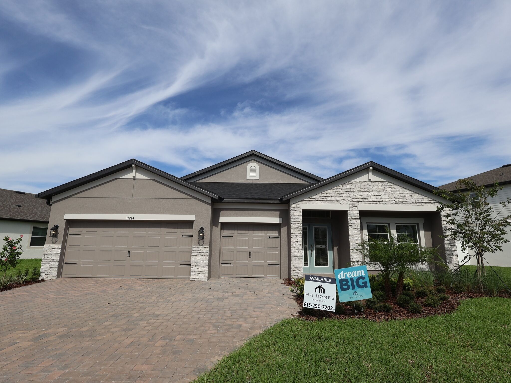 31244 Hayman Loop (Corina II)