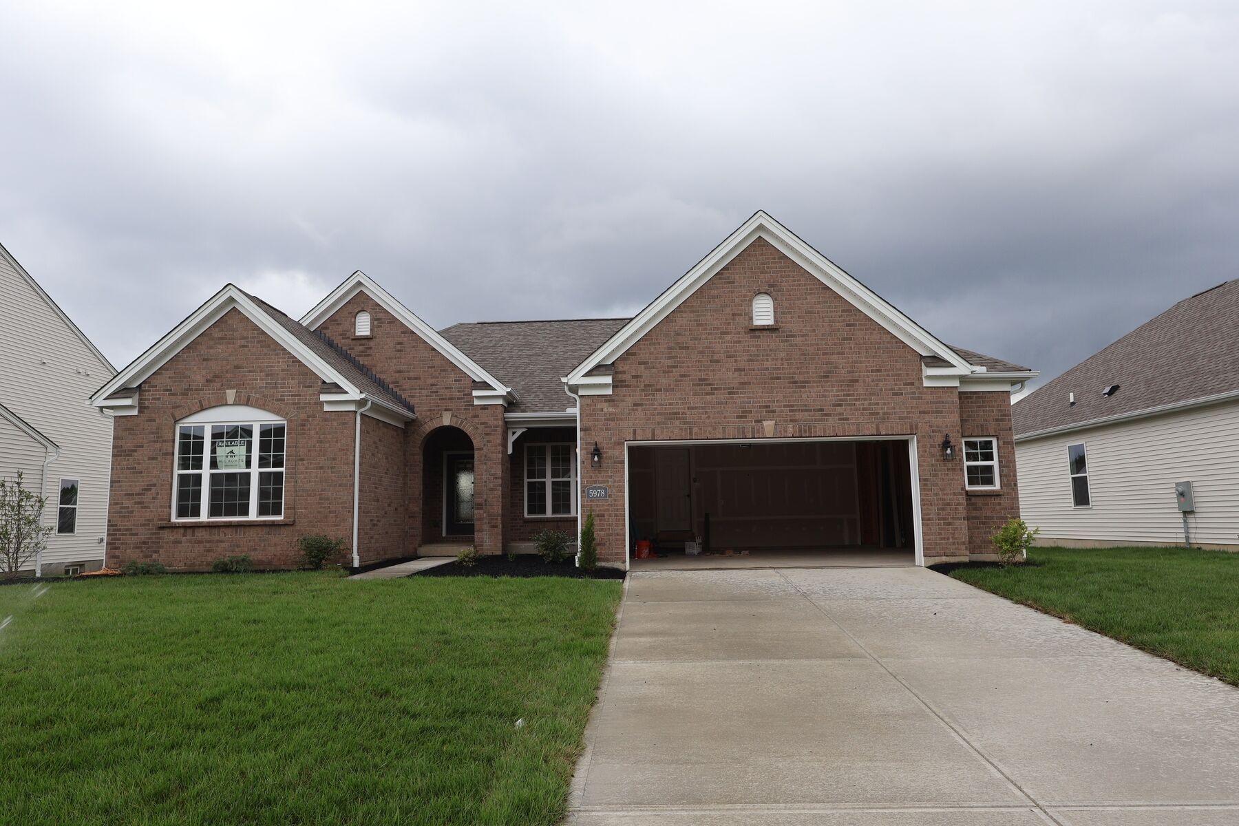 Clayton - Grove Park: Milford, Ohio - M/I Homes