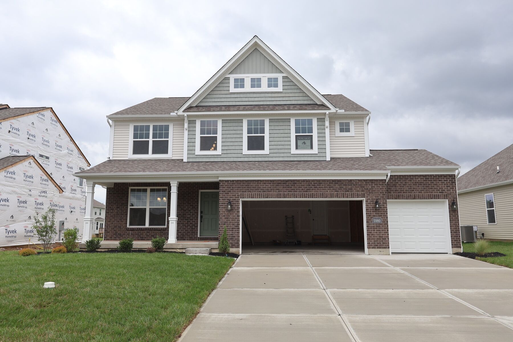 Hampton - Grove Park: Milford, Ohio - M/I Homes