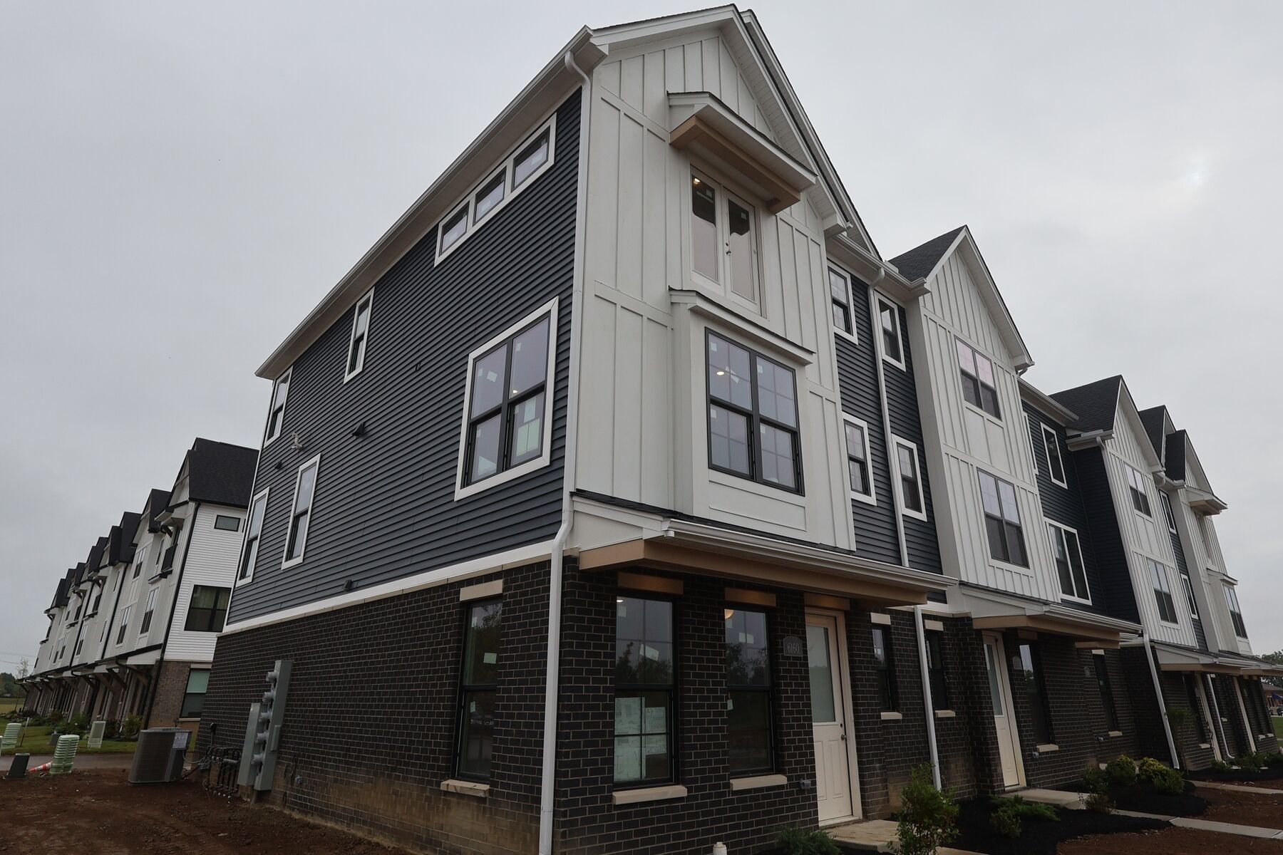 Cary - Everybody's Farm: Mason, Ohio - M/I Homes