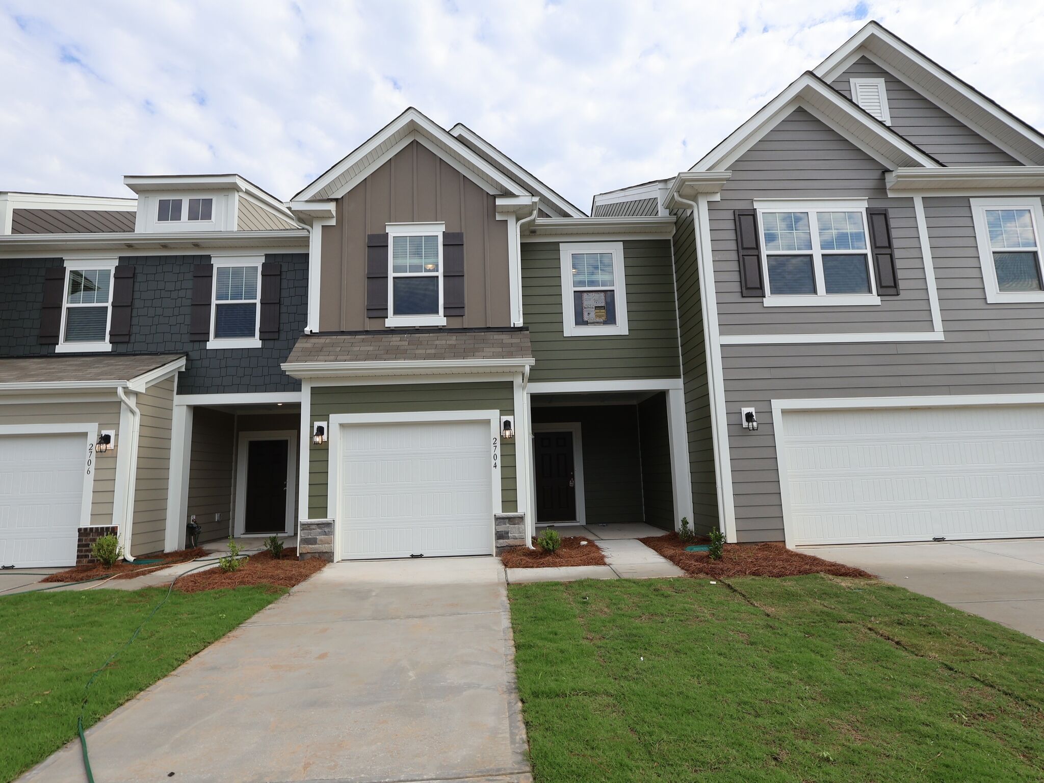 2704 Yeager Drive NW (Manchester)