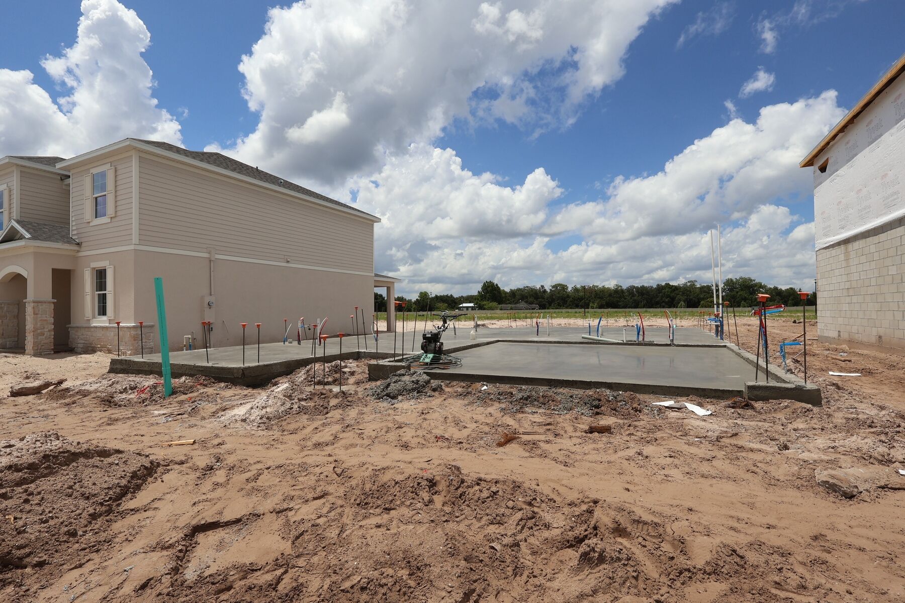 Huntington - Center Lake On The Park: Saint Cloud, Florida - M/I Homes