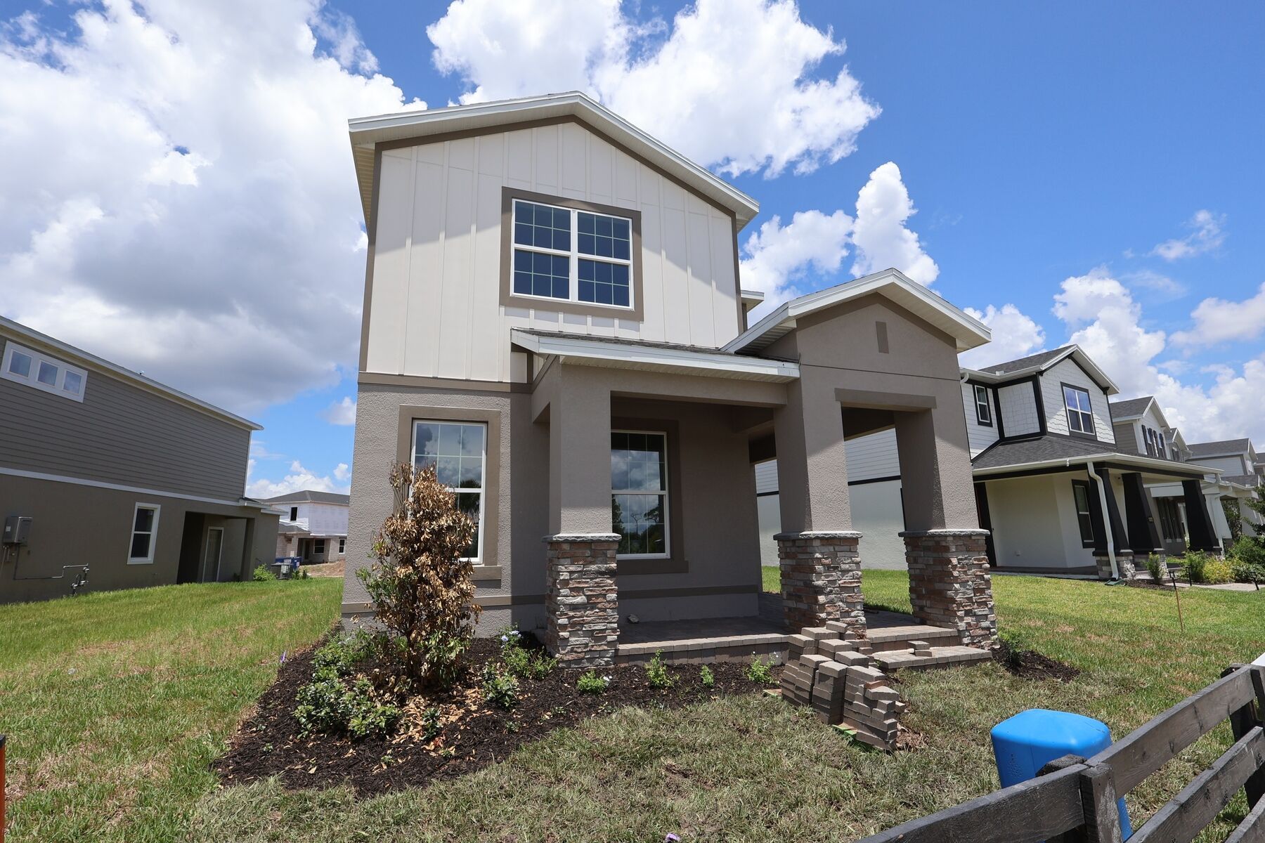 Wekiva - Center Lake On The Park: Saint Cloud, Florida - M/I Homes