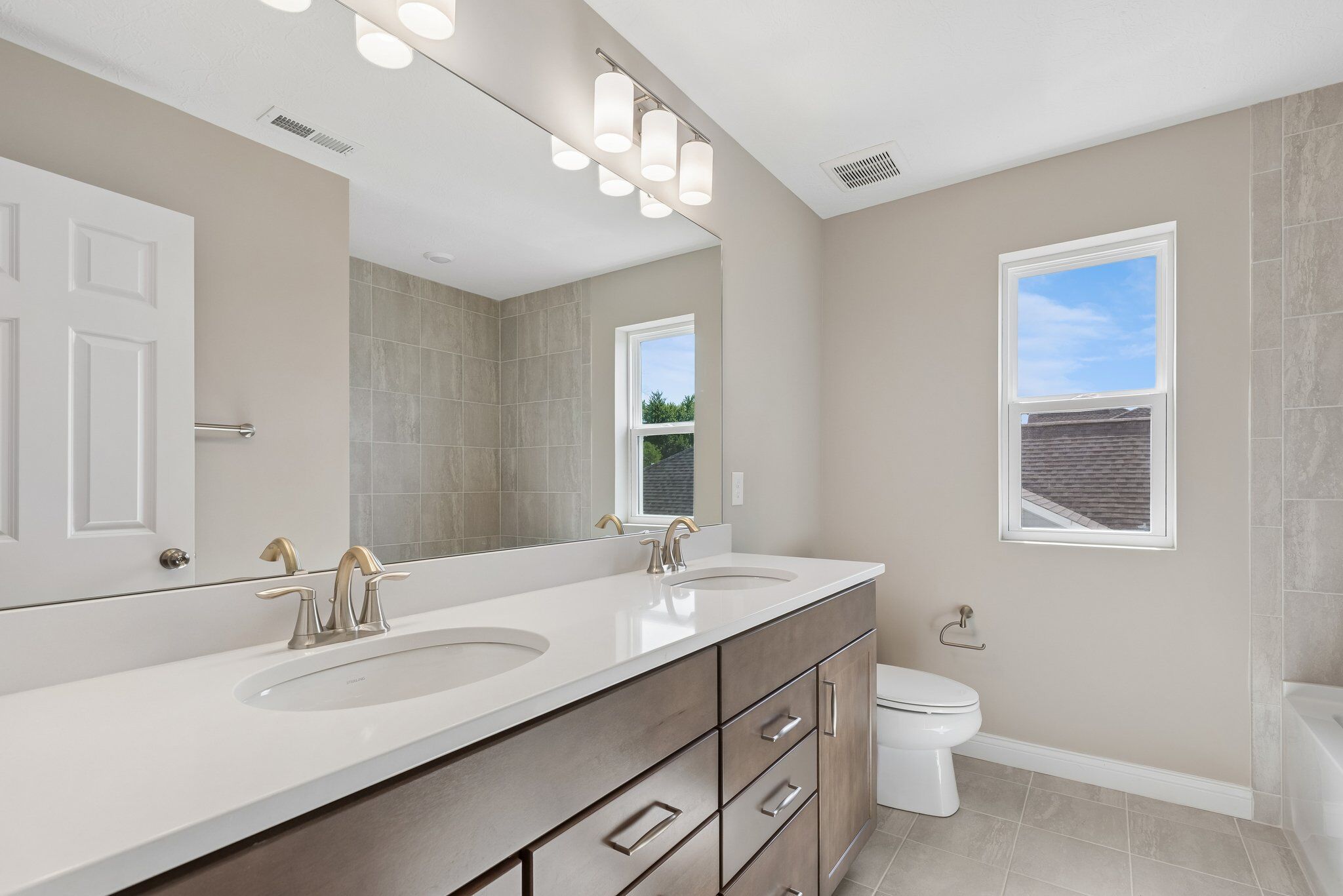 Owner's Bathroom