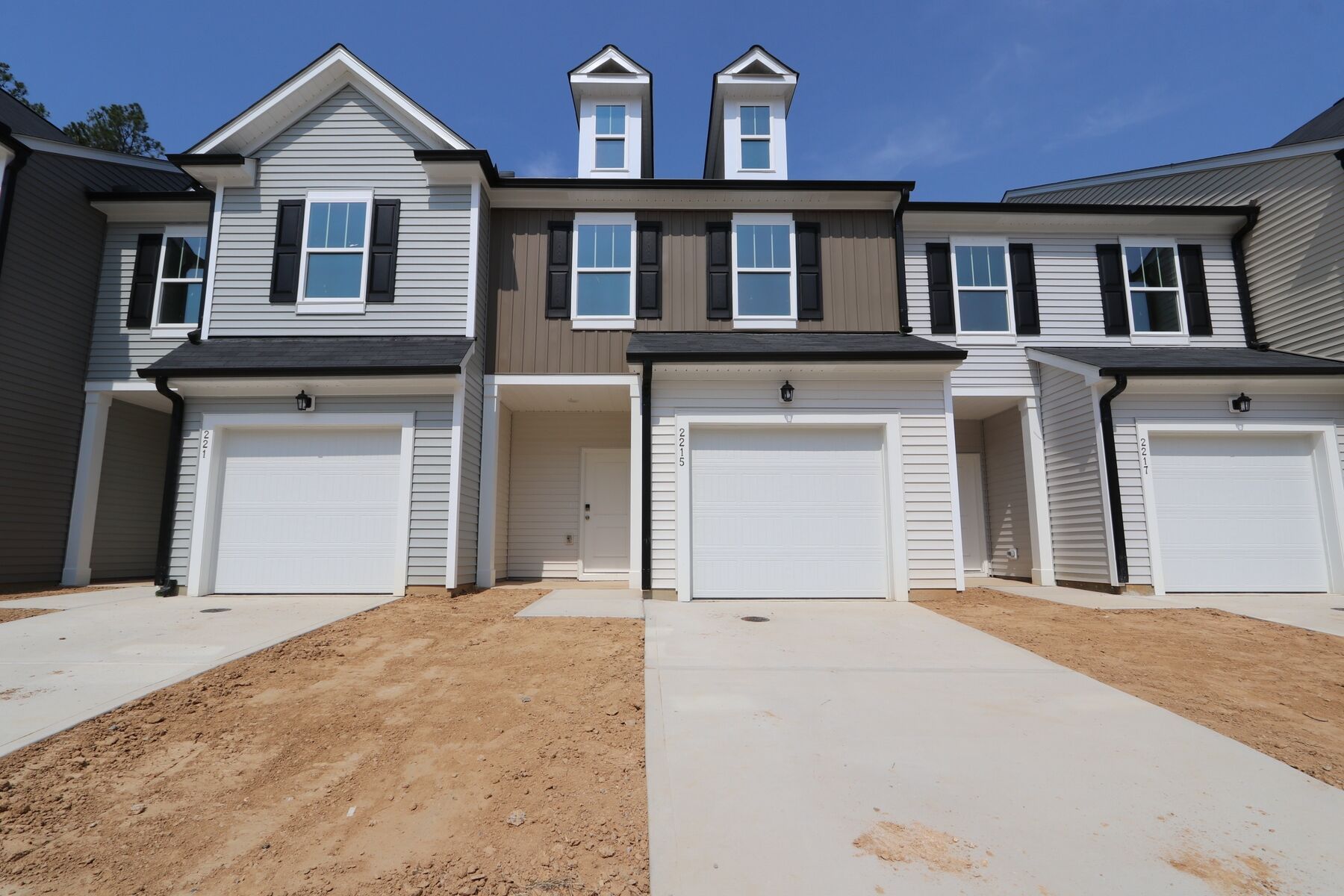 2215 Bright Shore Street (Mordecai)