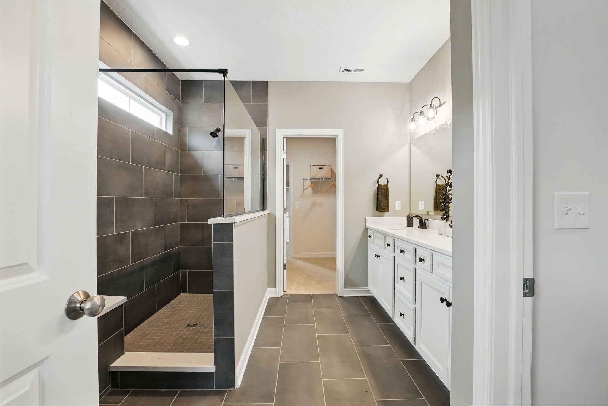 Owner's Bathroom