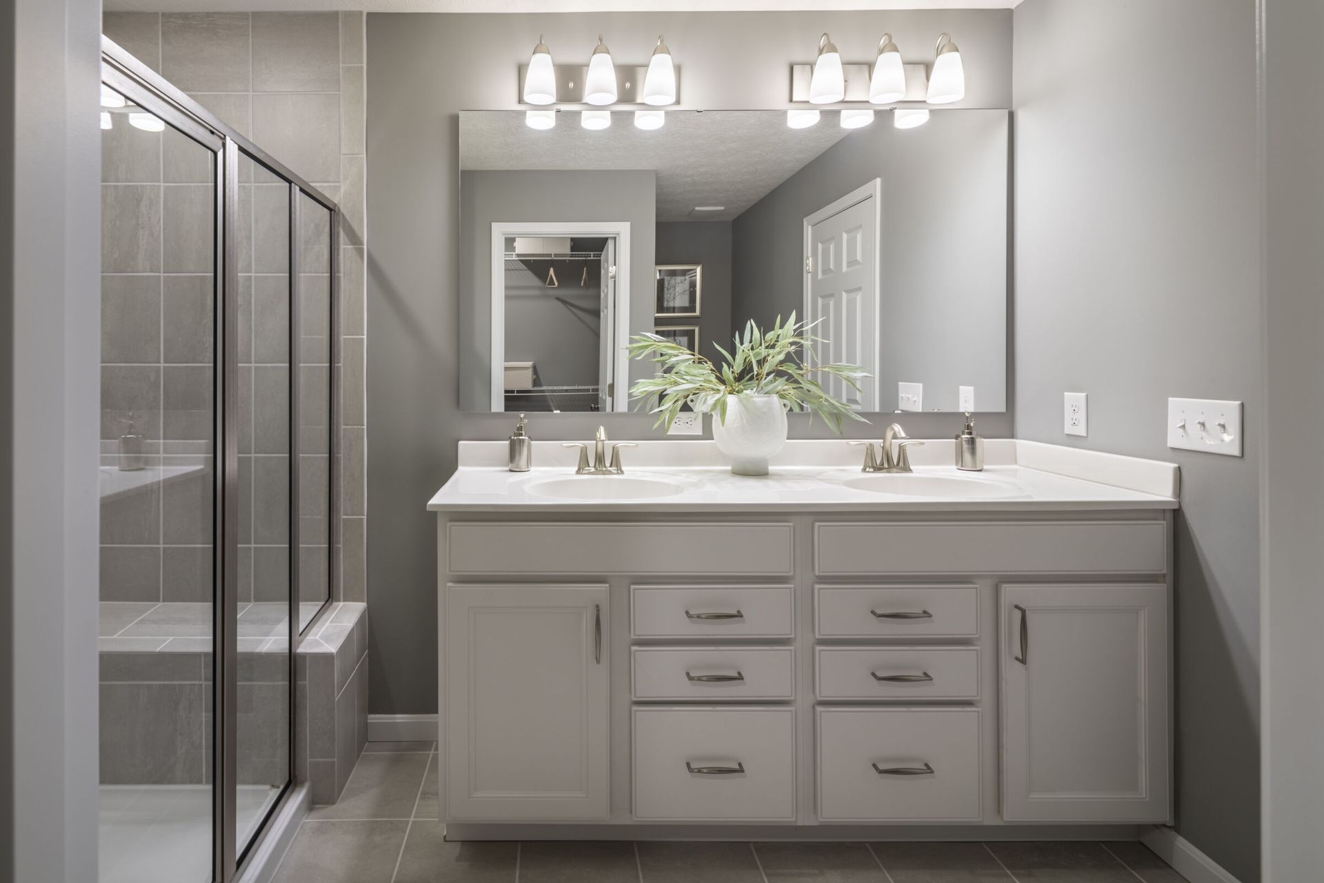Owners Bathroom