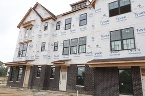 6210 Nicholas Way (Ames)