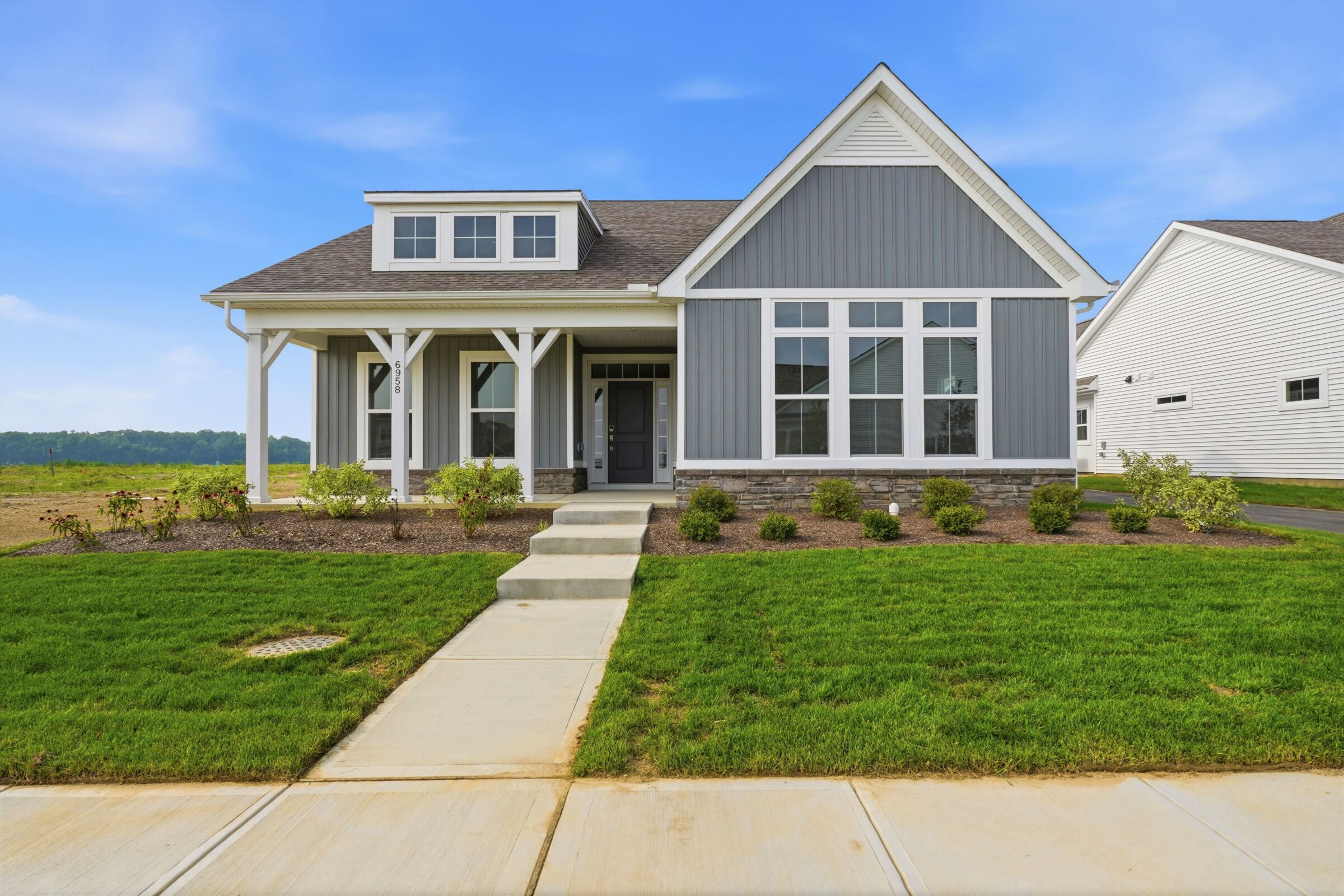 6958 Corsican Loop N (Charleston)