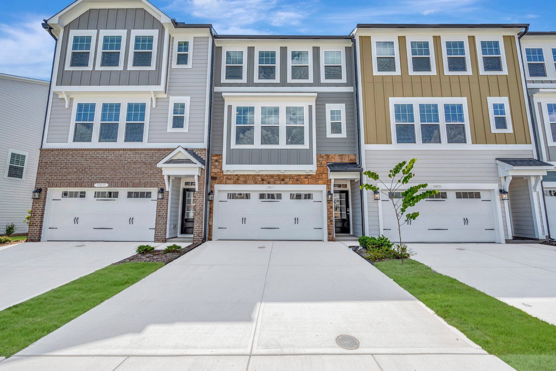 10027 Secluded Garden Drive (Hyde Park)