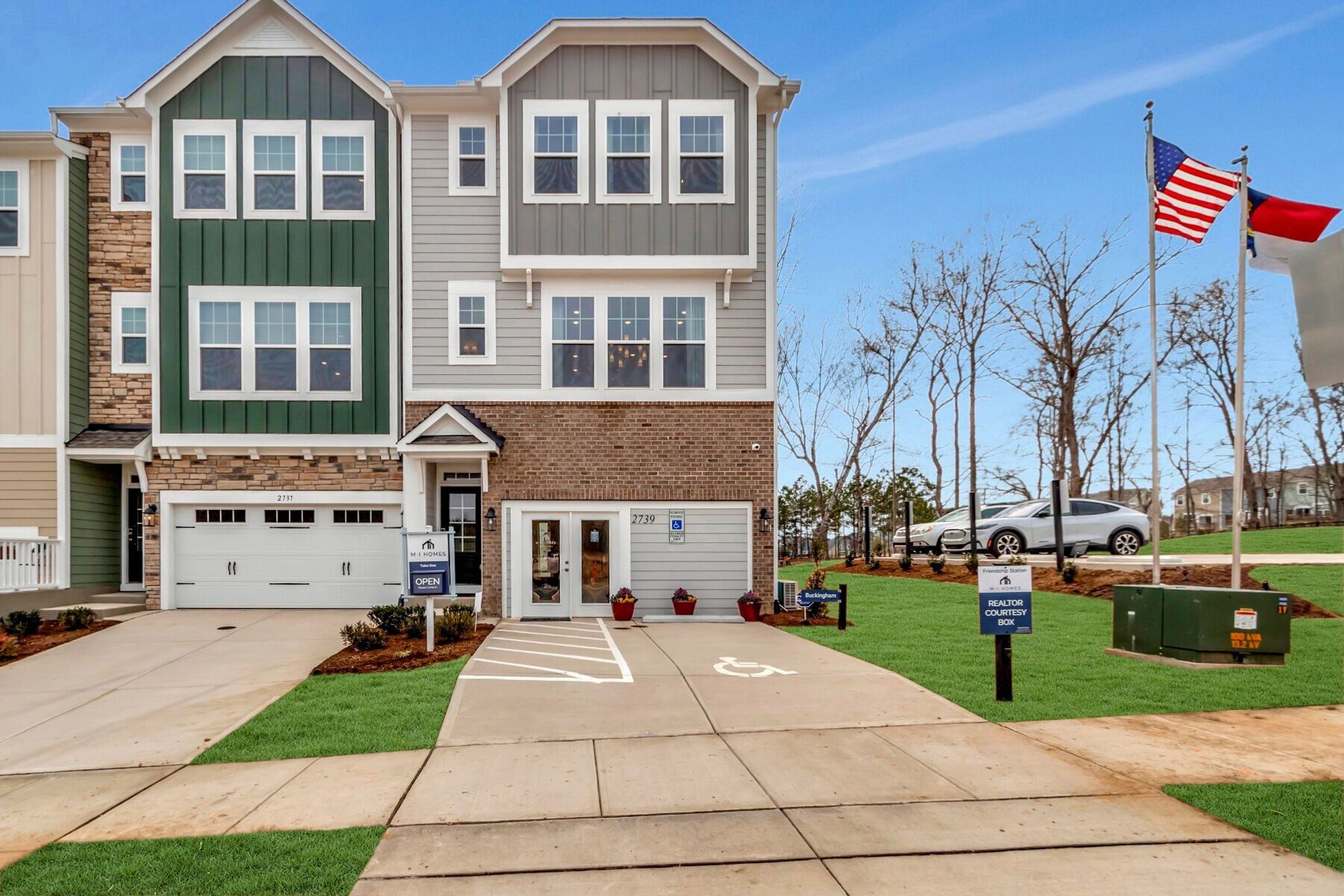 2739 Hunter Woods Drive