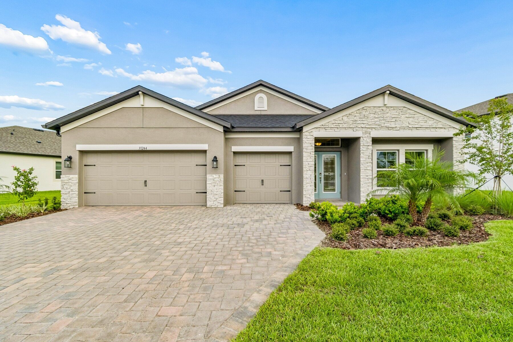 31244 Hayman Loop (Corina II)
