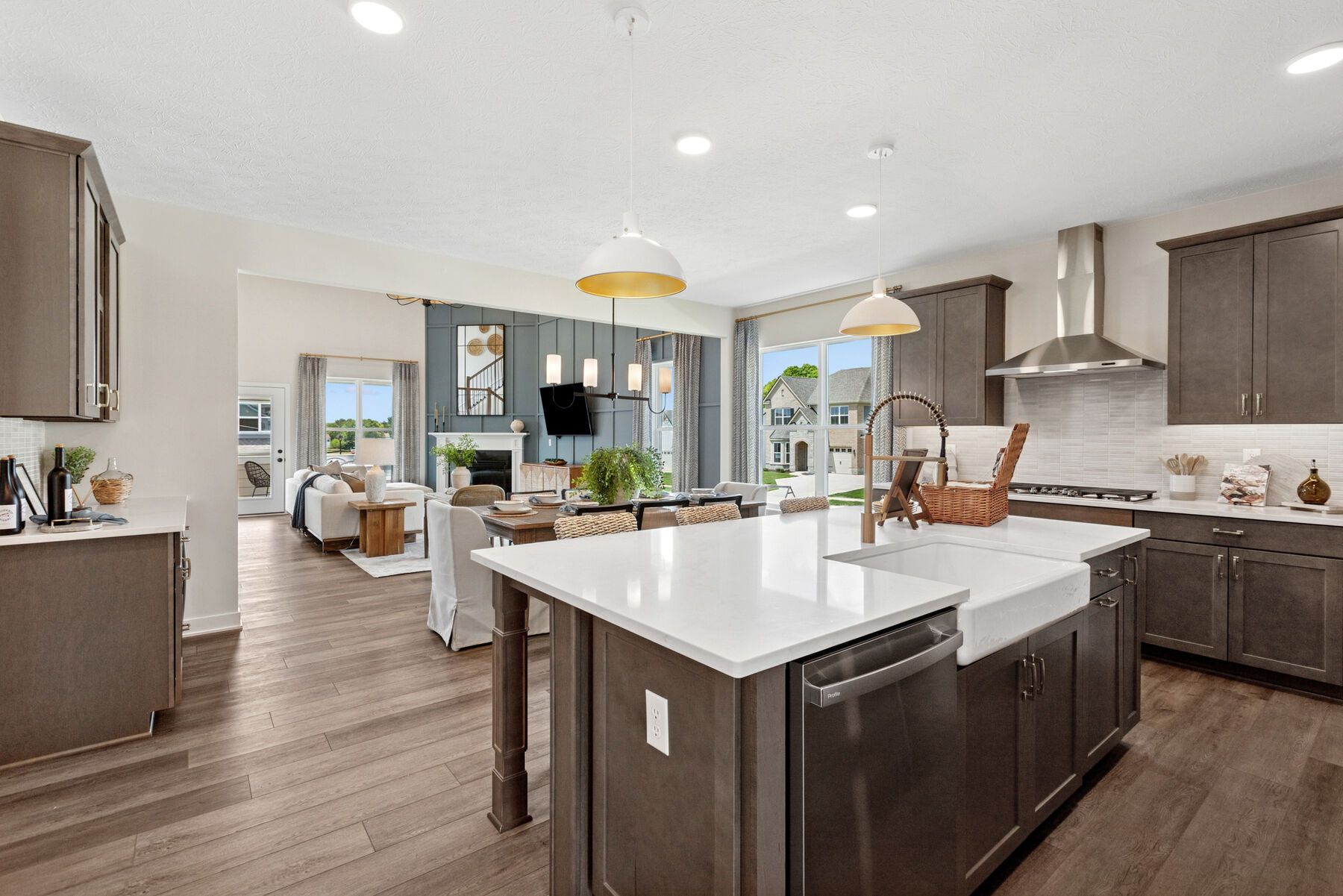 1032 Vineyard Way