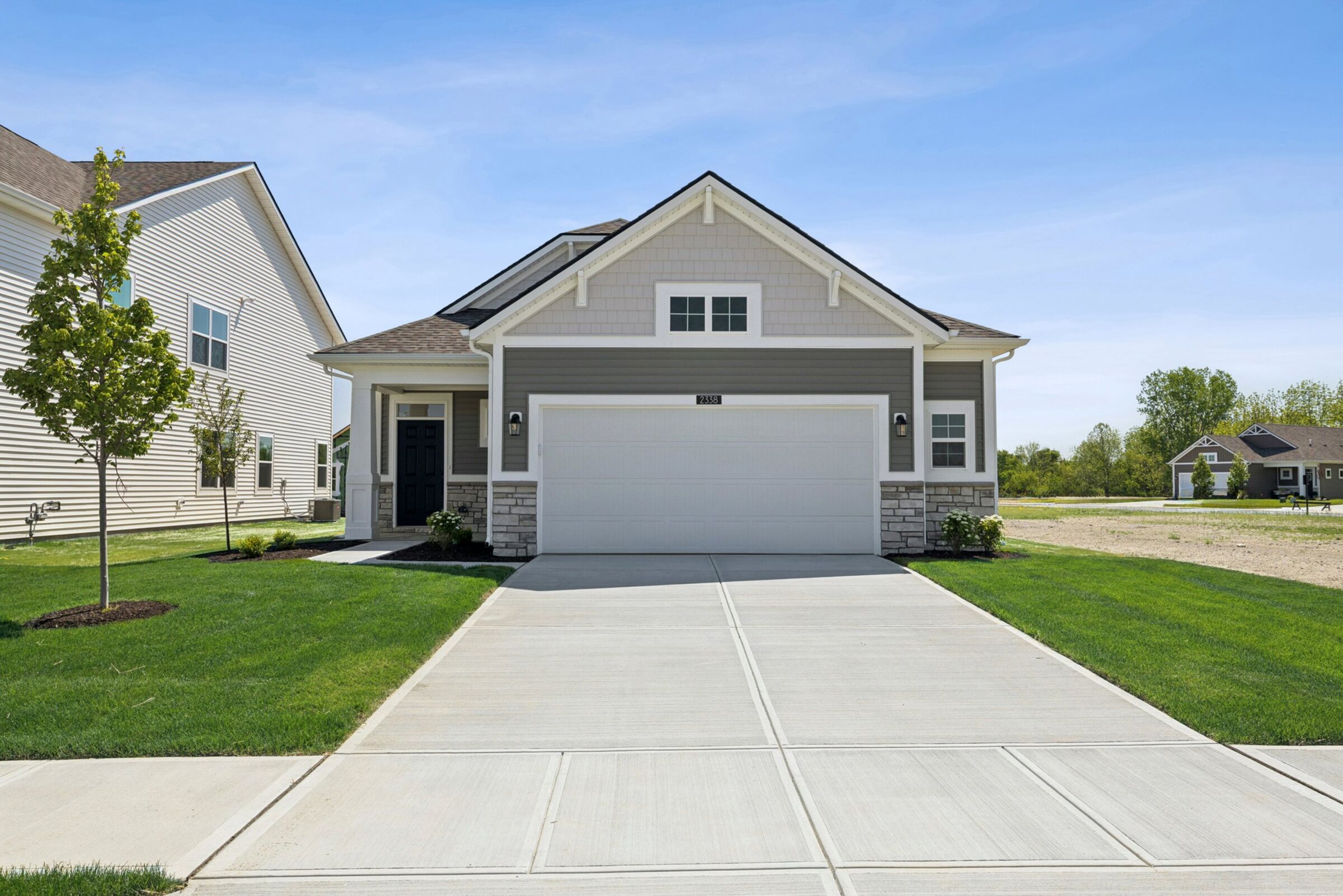 Hinkle - Bear Run: Shelbyville, Indiana - M/I Homes