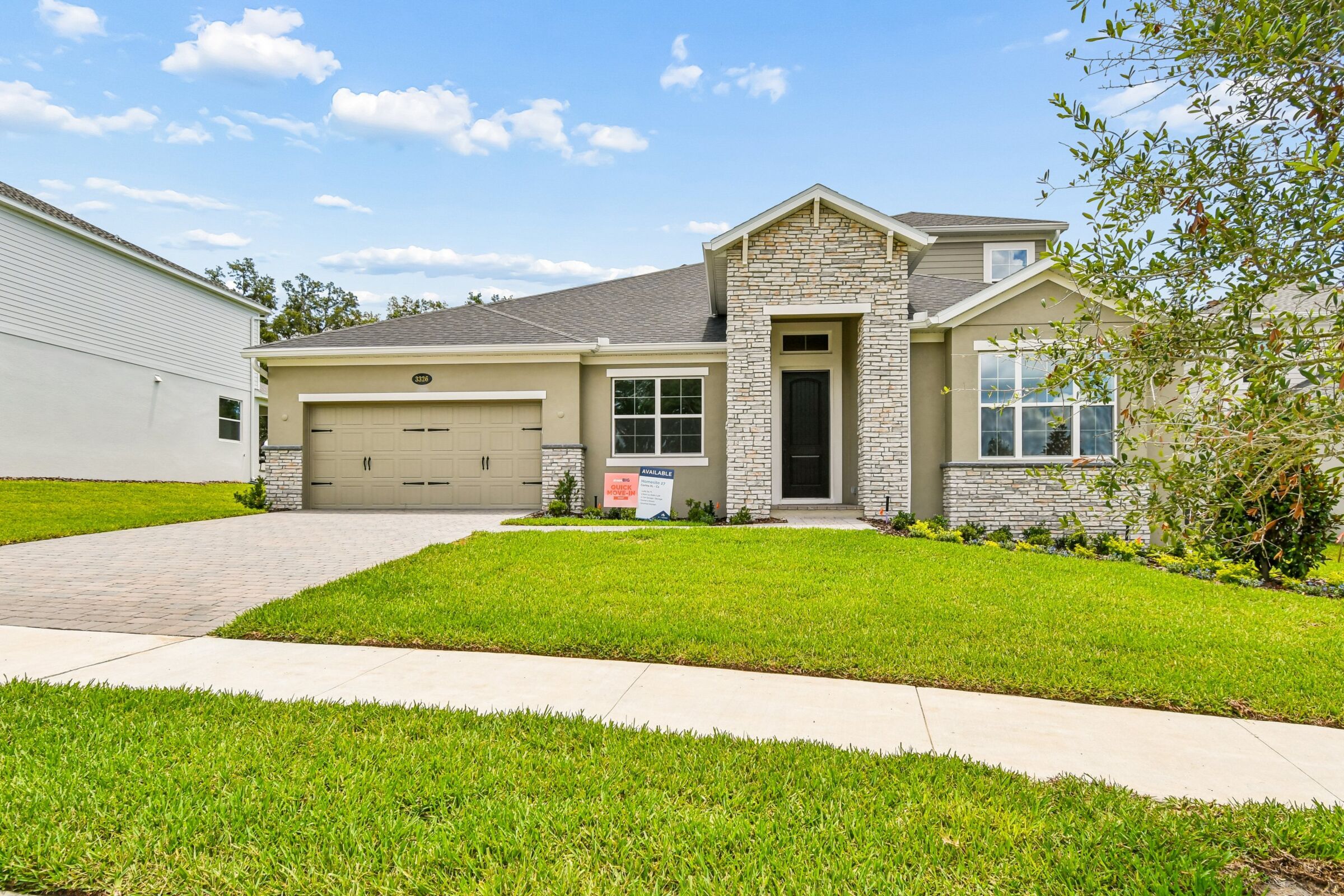 3326 Wolf Lake Avenue (Corina Xl)