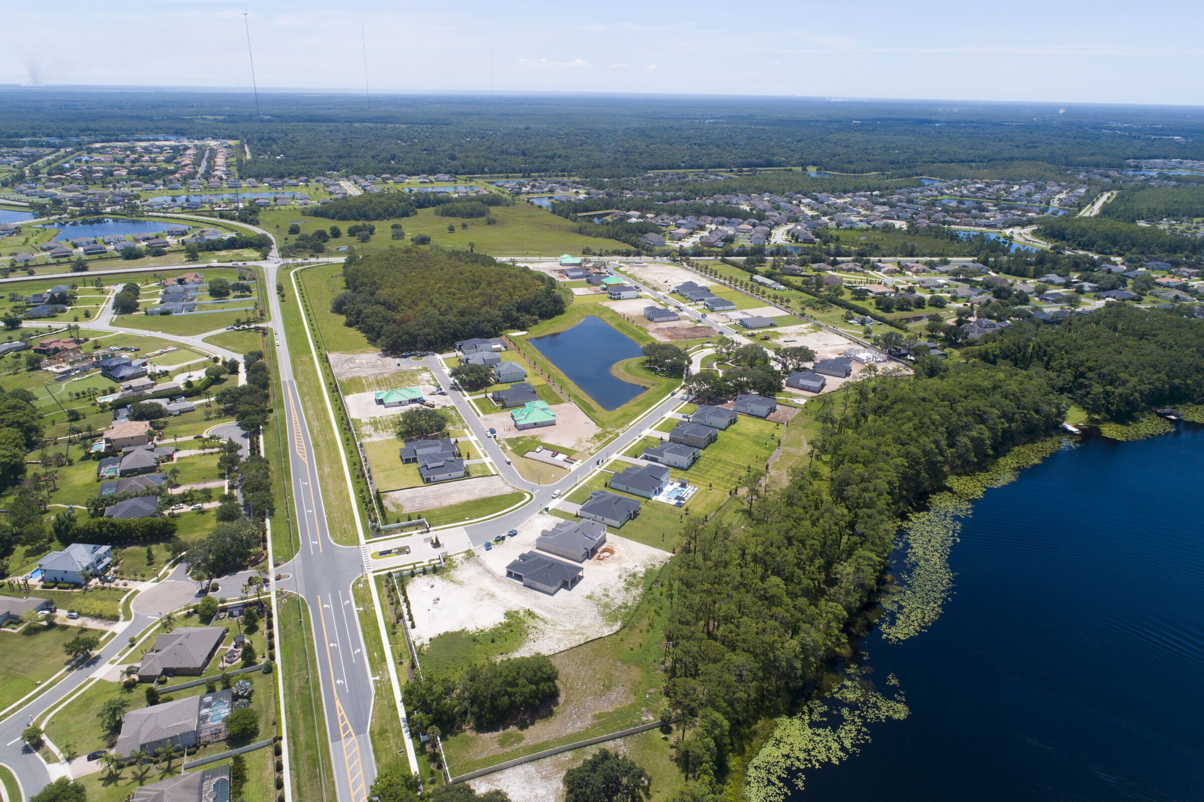 casa en Solace at Corner Lake por M/I Homes