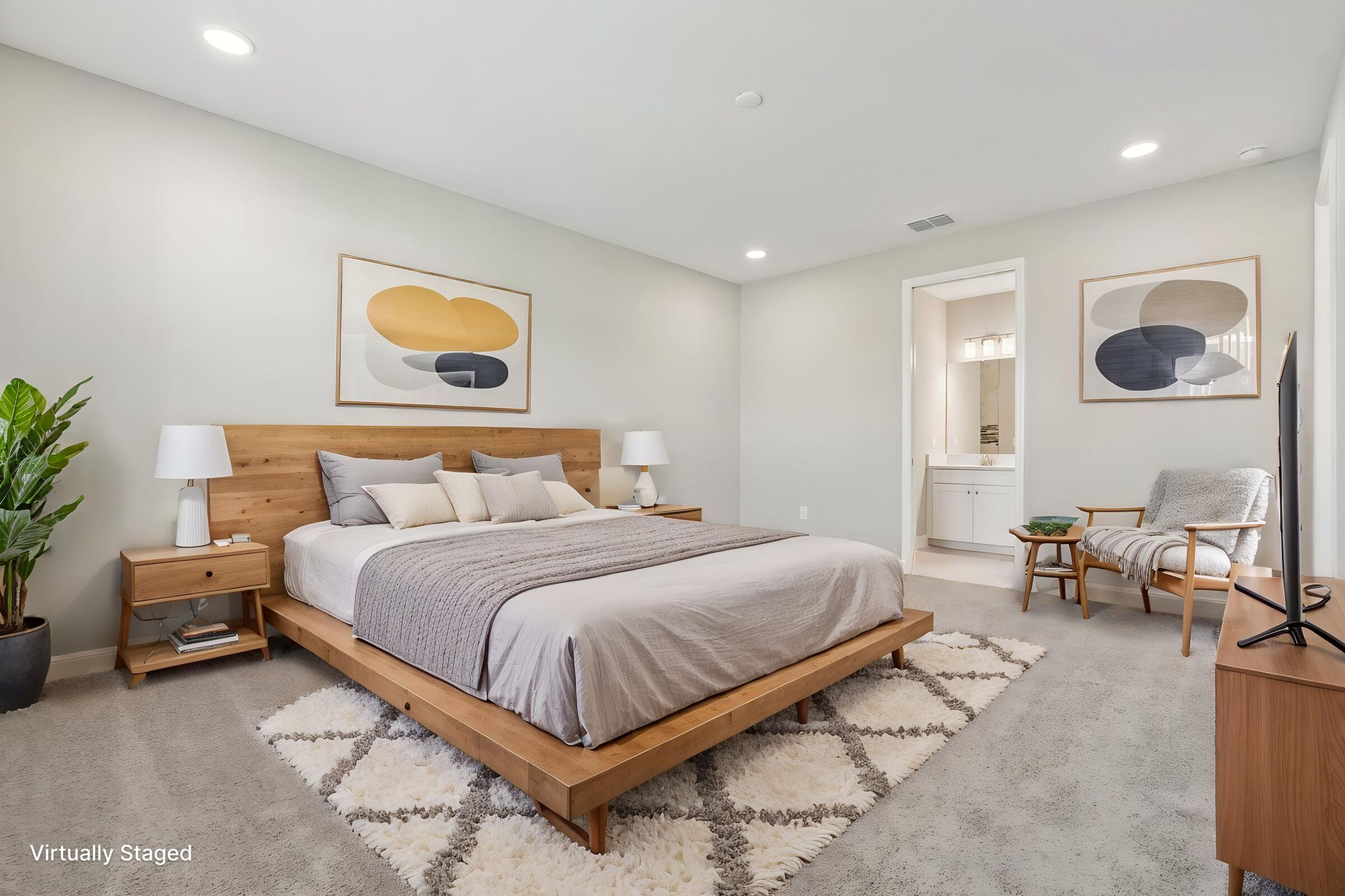 Owner's Suite - Virtually Staged