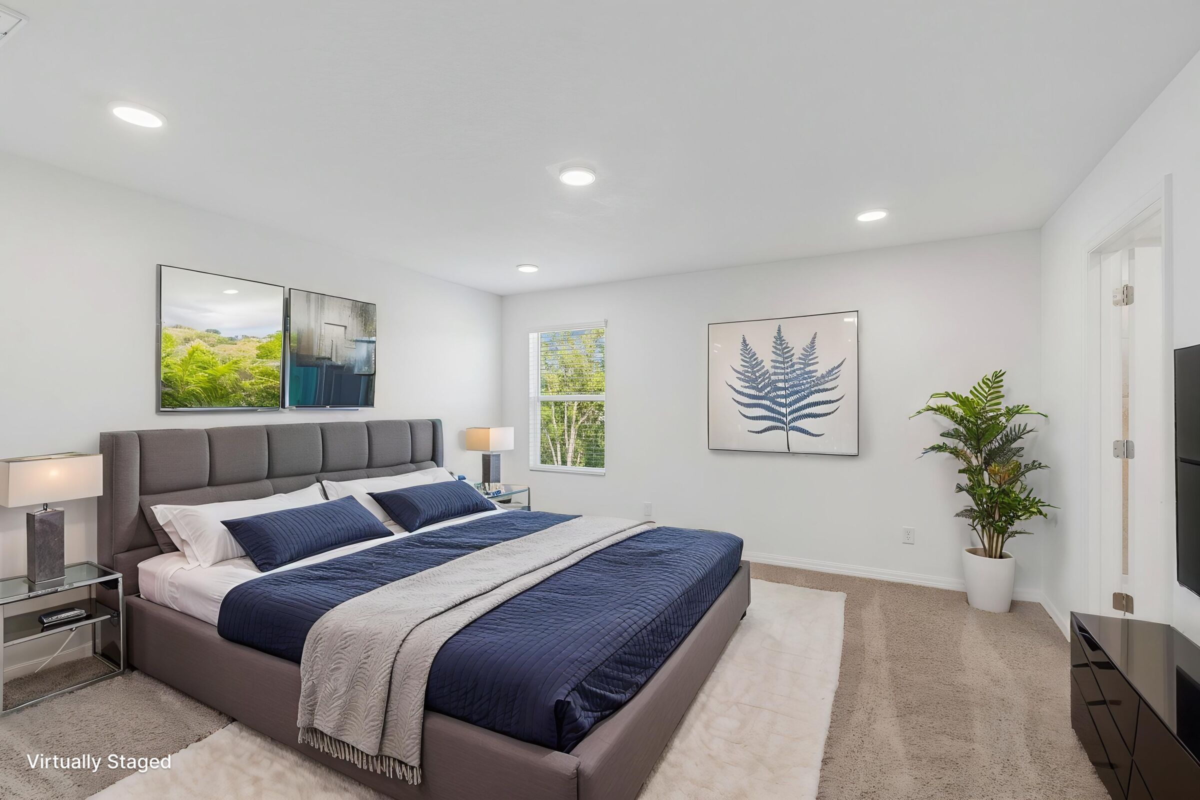 Owner's Suite - Virtually Staged