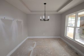 586 Goldfinch Drive (Hampton)