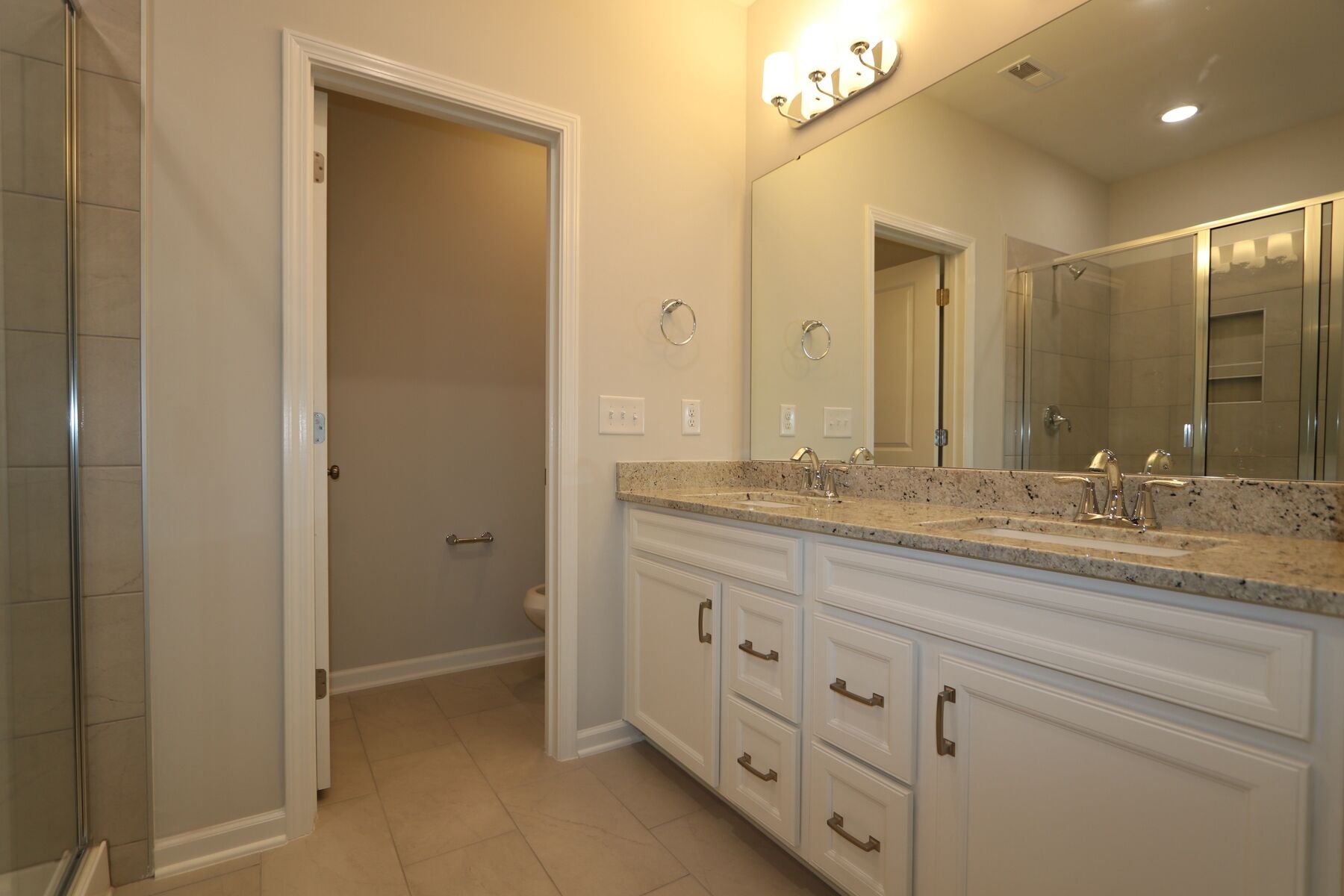 Owner's Bathroom