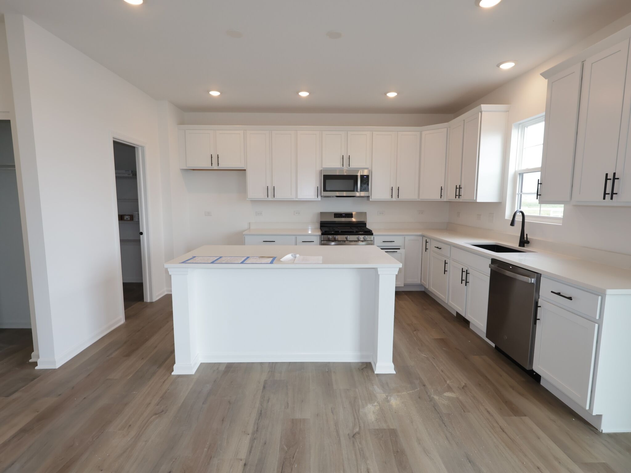 737 Fairfield Drive (Dunbar)