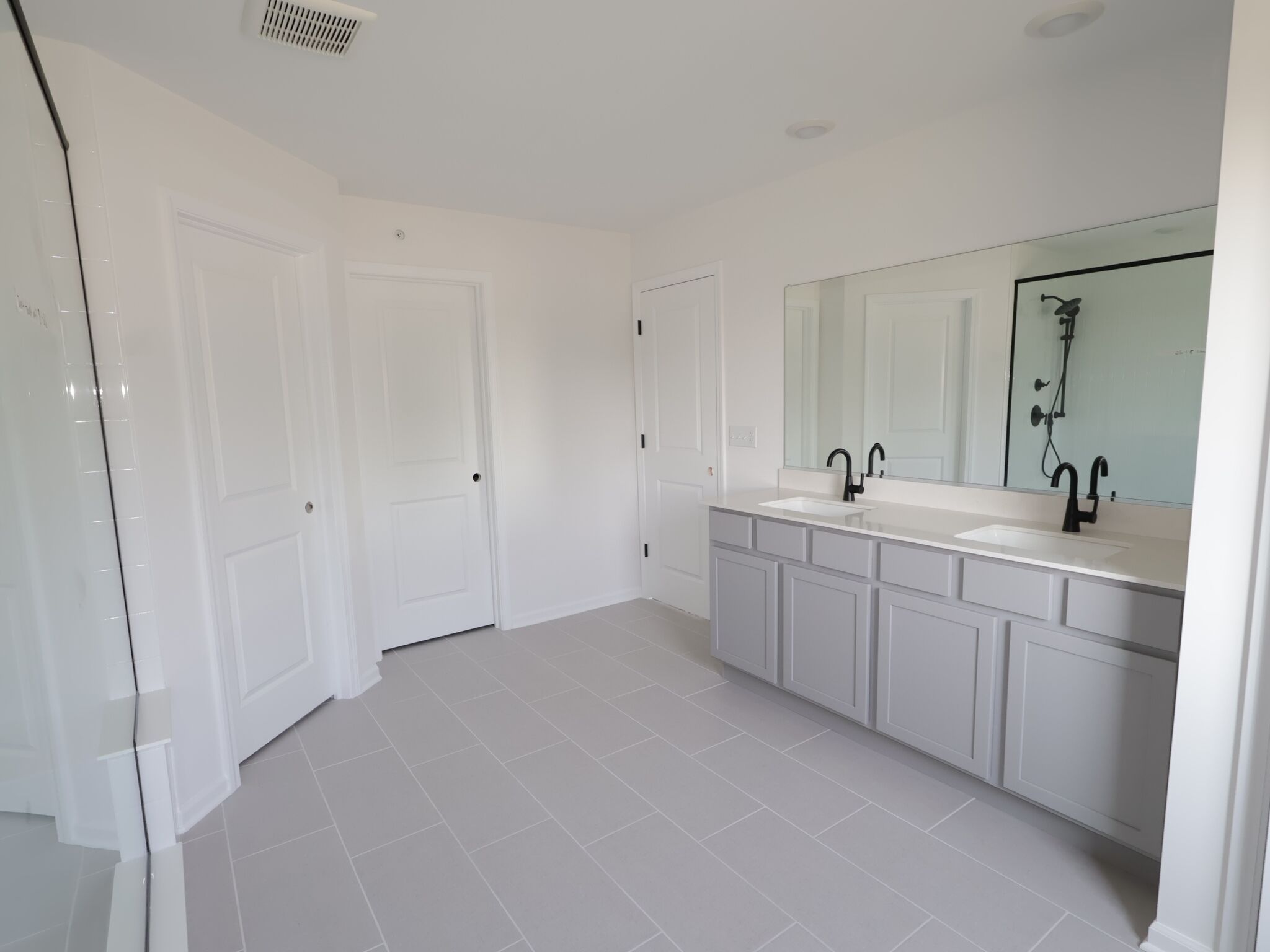 Owner's Bathroom