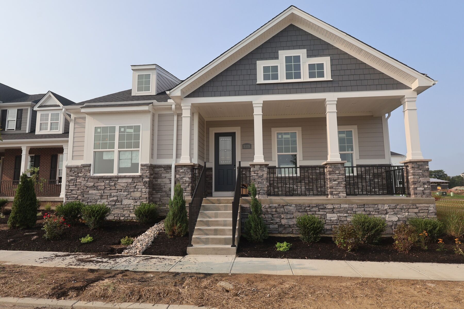 5335 Gaudi Lane (Hemmingway II)