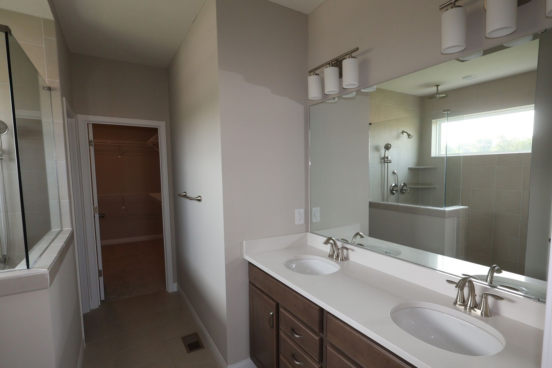 Owner's Bathroom