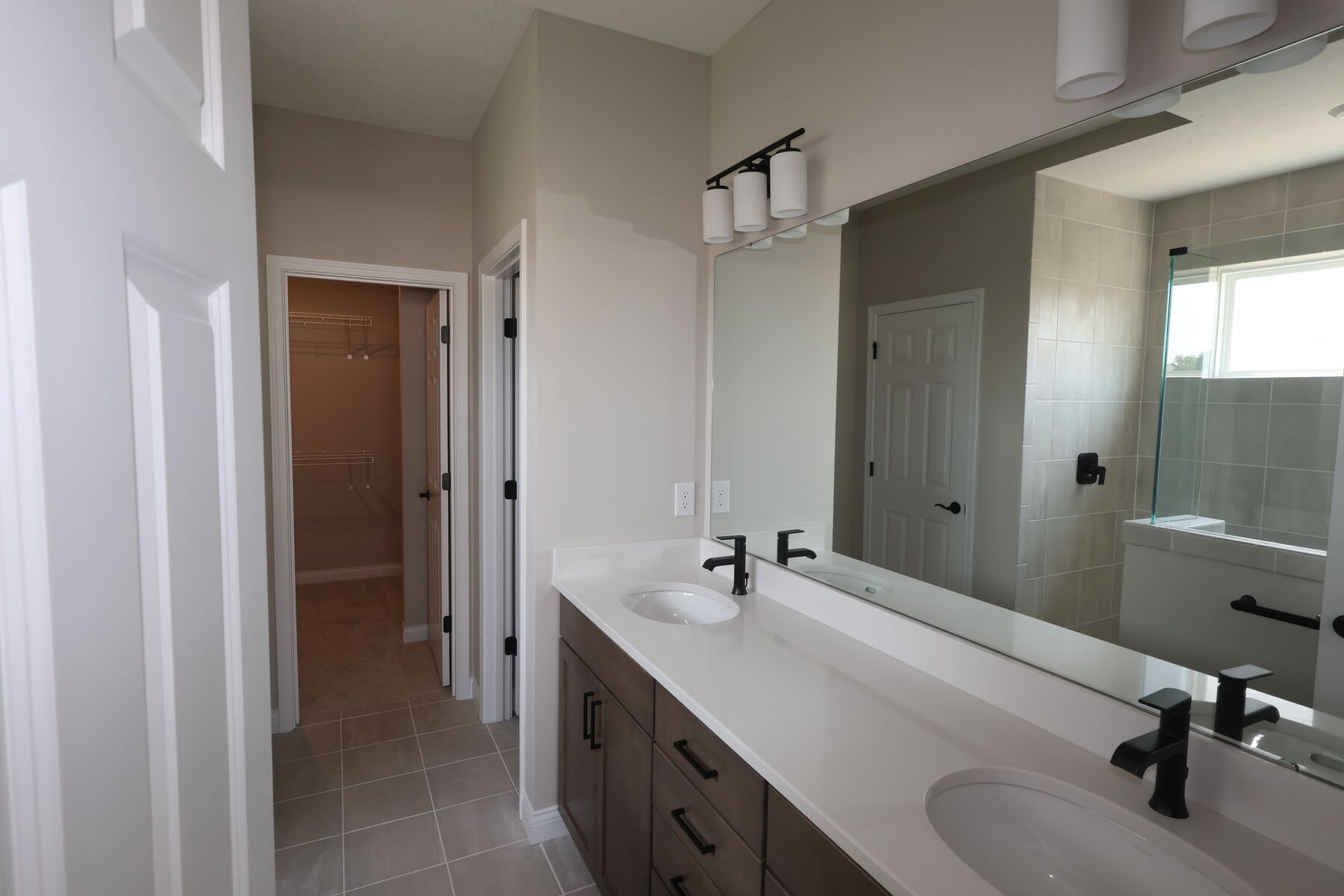 Owner's Bathroom