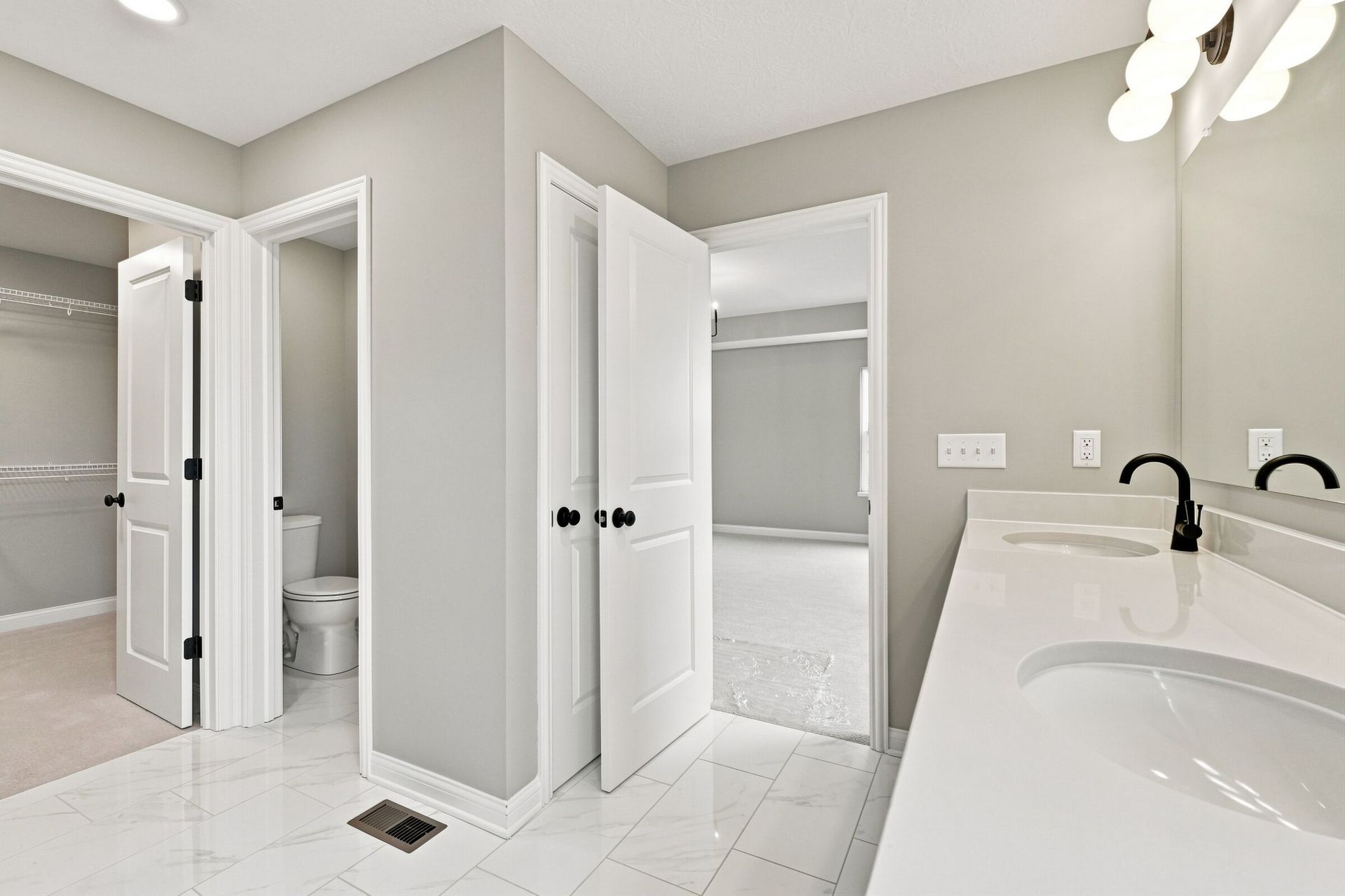 Owner's Bathroom