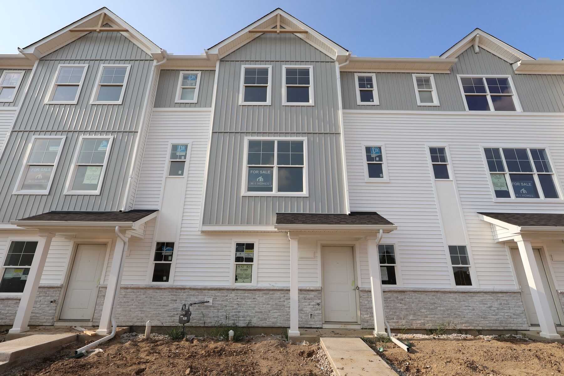 Regis - Summit Crossing: Reynoldsburg, Ohio - M/I Homes