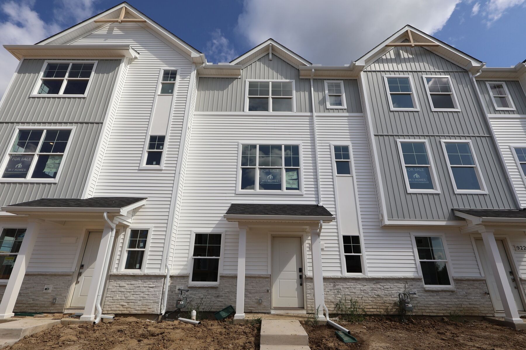 Kingsbury - Summit Crossing: Reynoldsburg, Ohio - M/I Homes