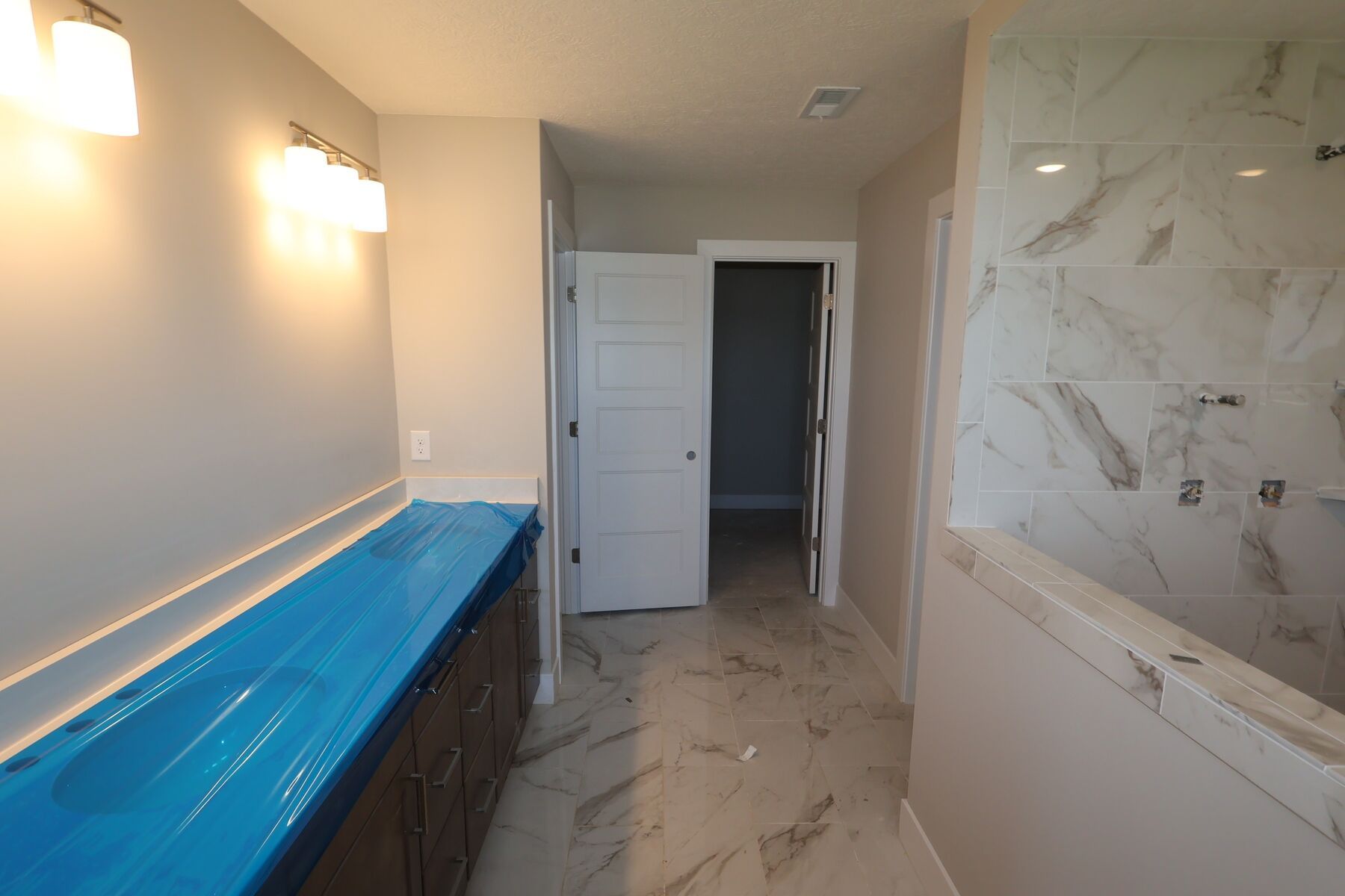 Owner's Bathroom