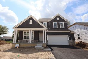 47 Englewood Road (Worthington)