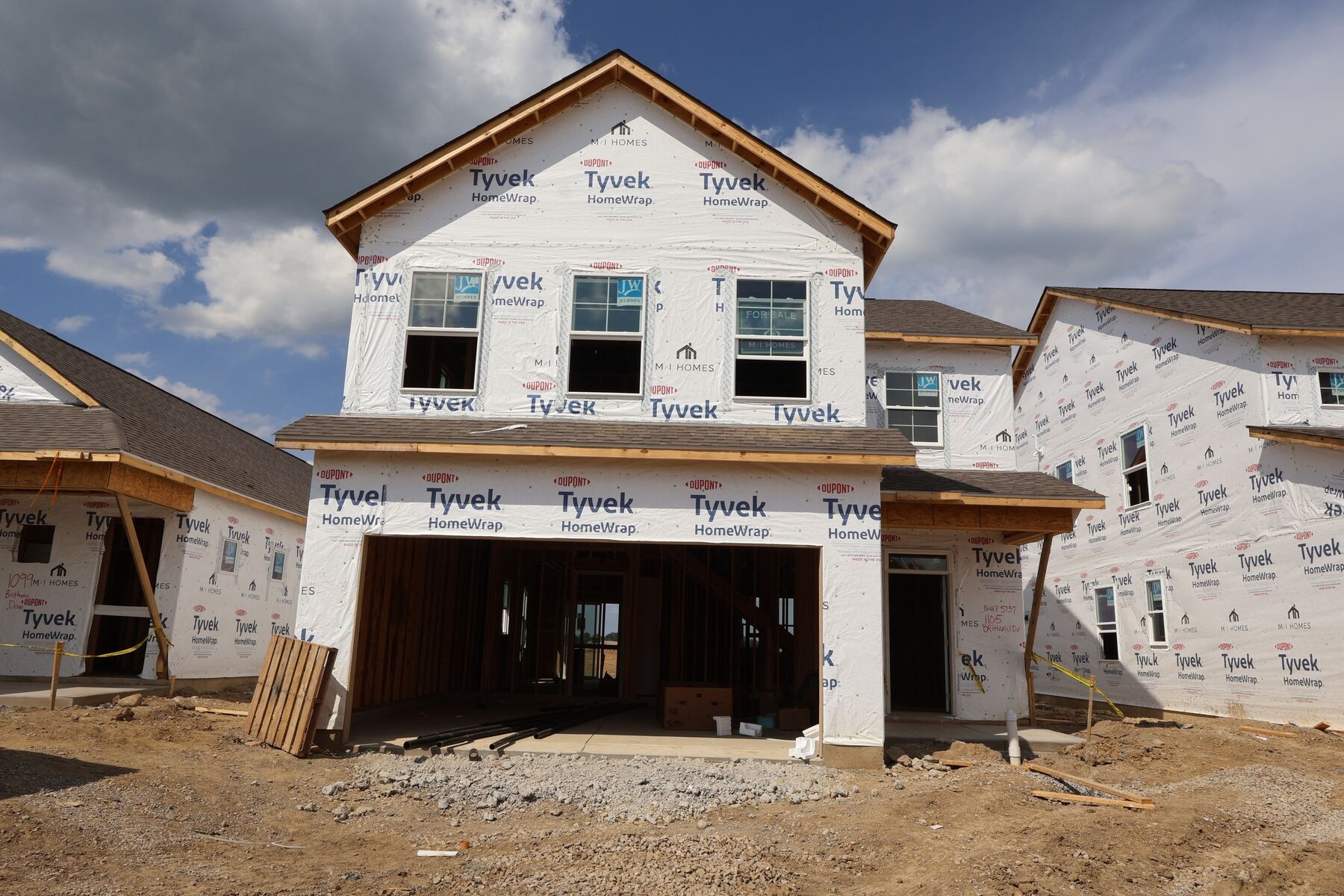 1105 Brittany Drive (Hickory)