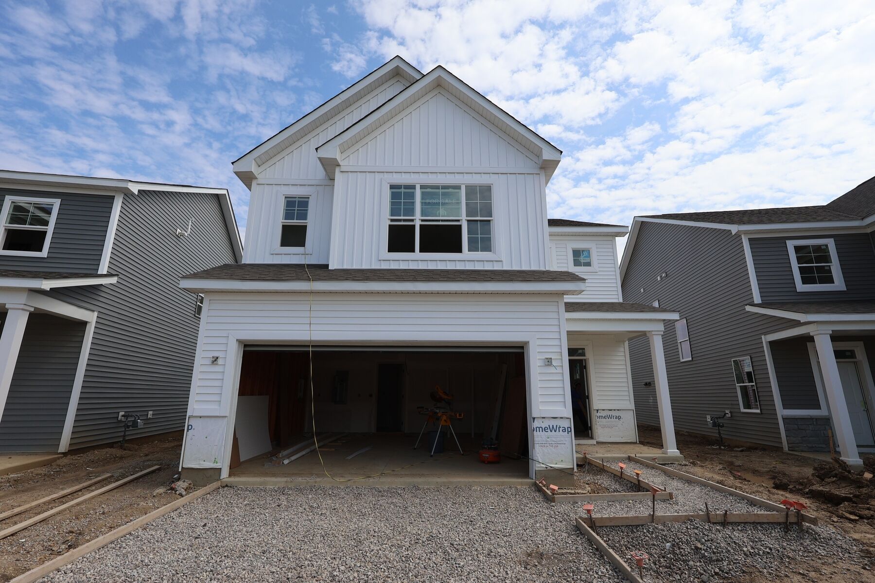 1021 Dawsons Drive (Hickory)