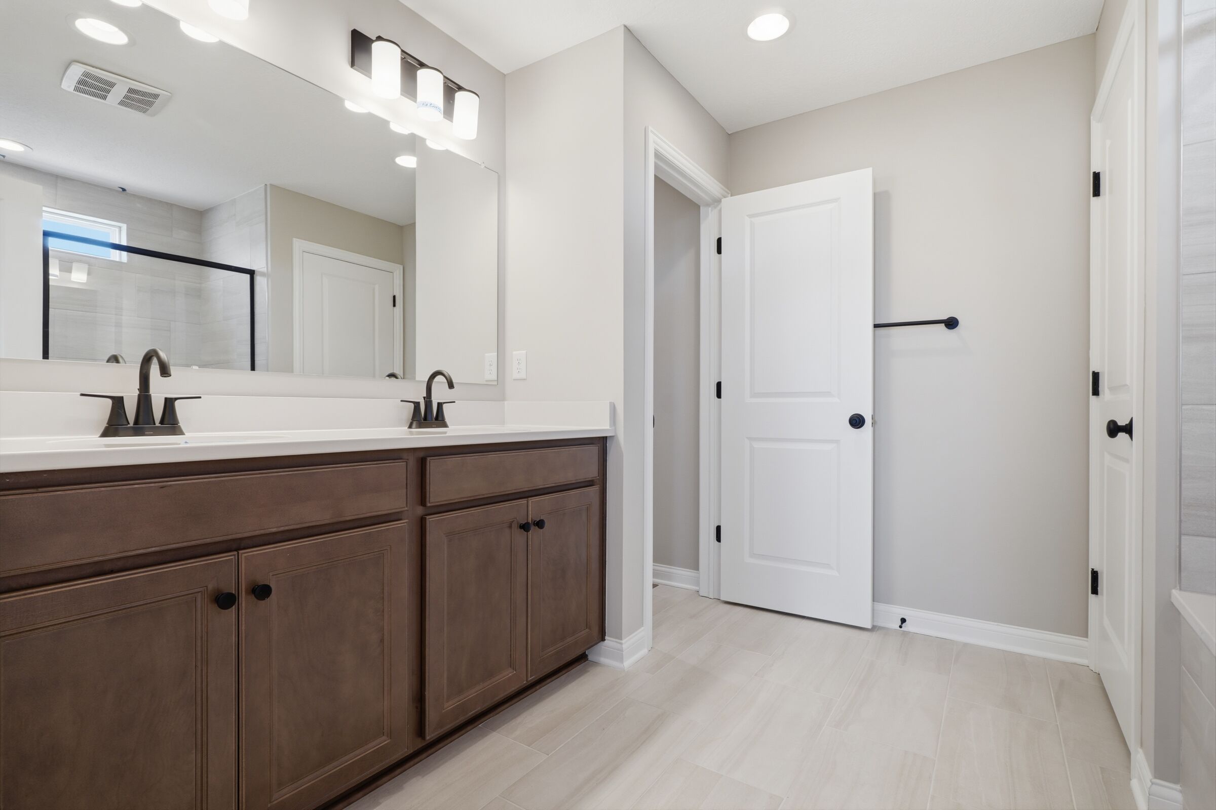 Owner's Bathroom