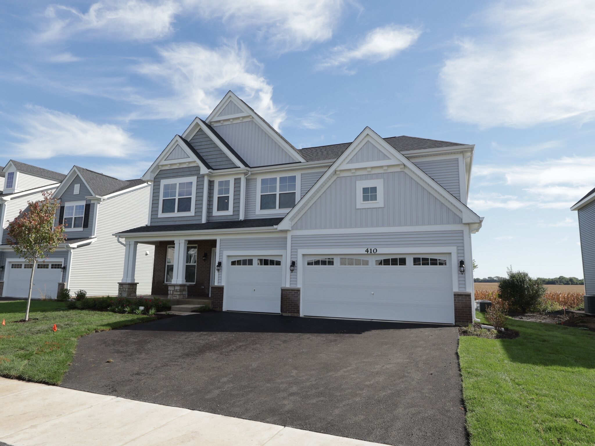 Essex - Piper Glen: Oswego, Illinois - M/I Homes