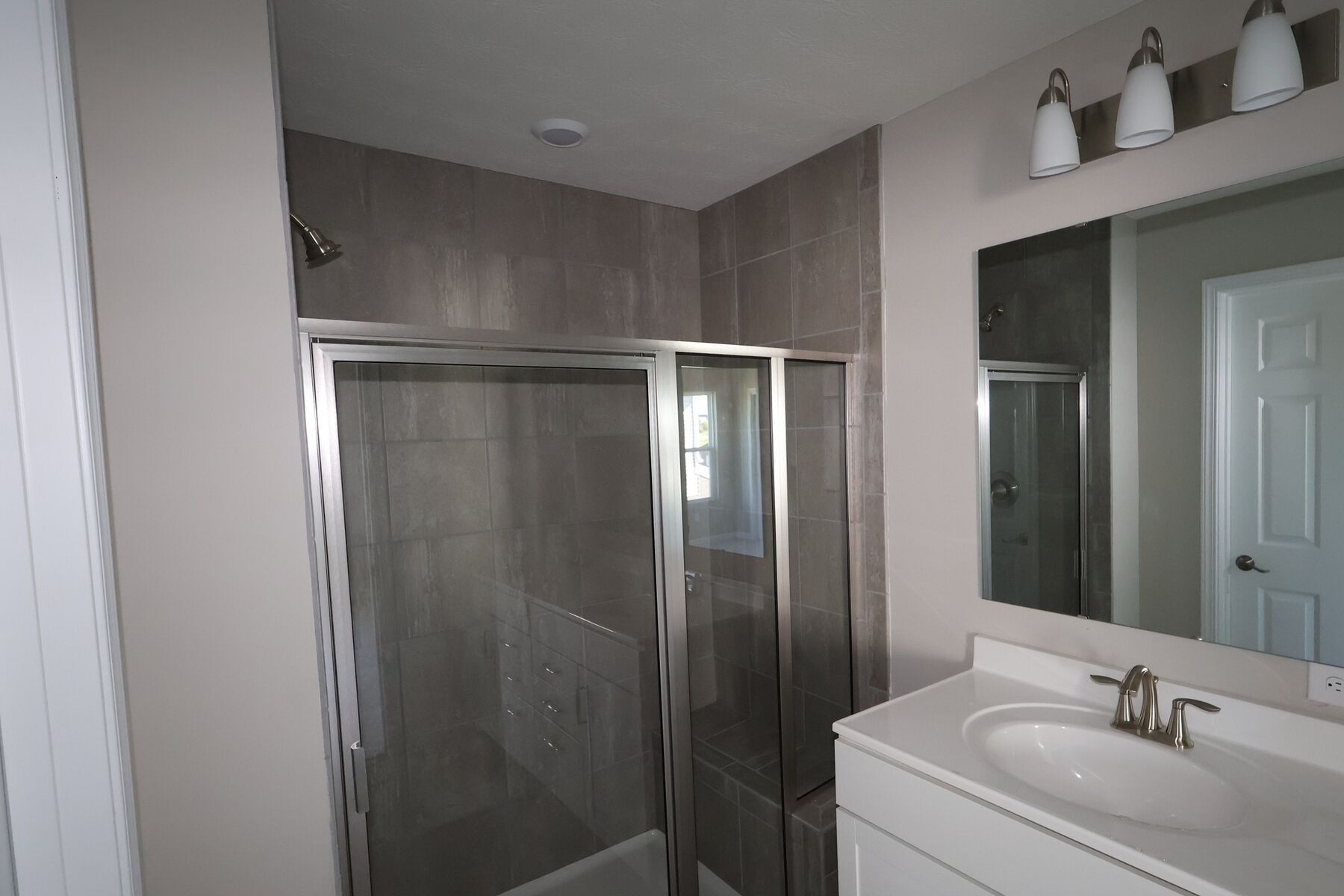 Owner's Bathroom