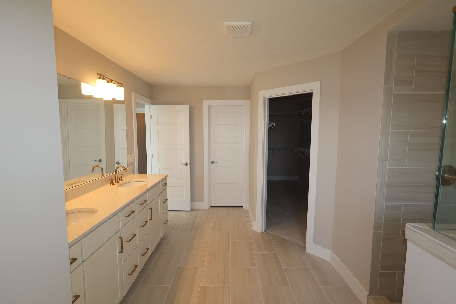 Owner's Bathroom