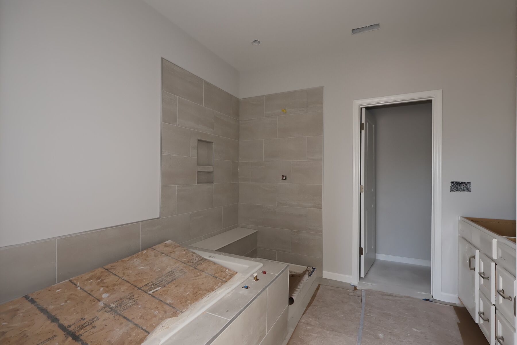 Owner's Bathroom
