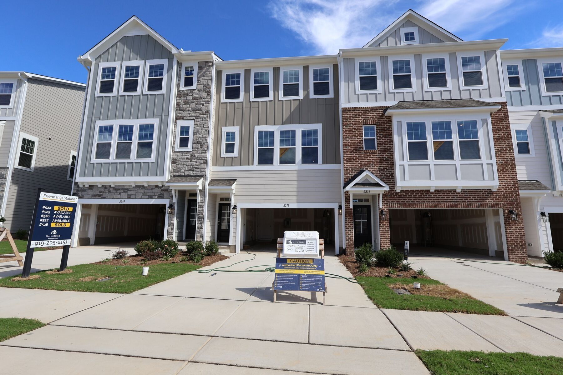 2271 Bay Minette Station (Hyde Park)