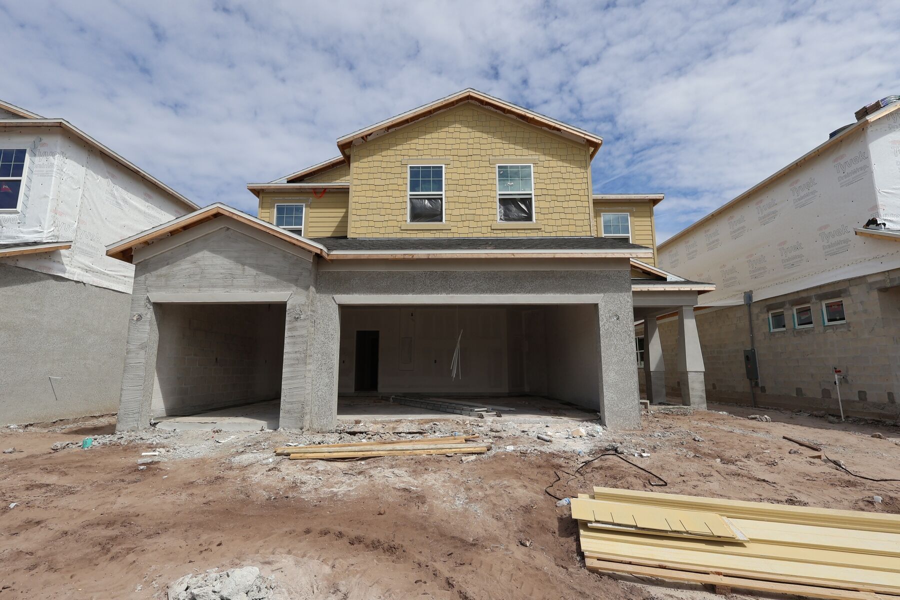 6783 Yellow Warbler Bend