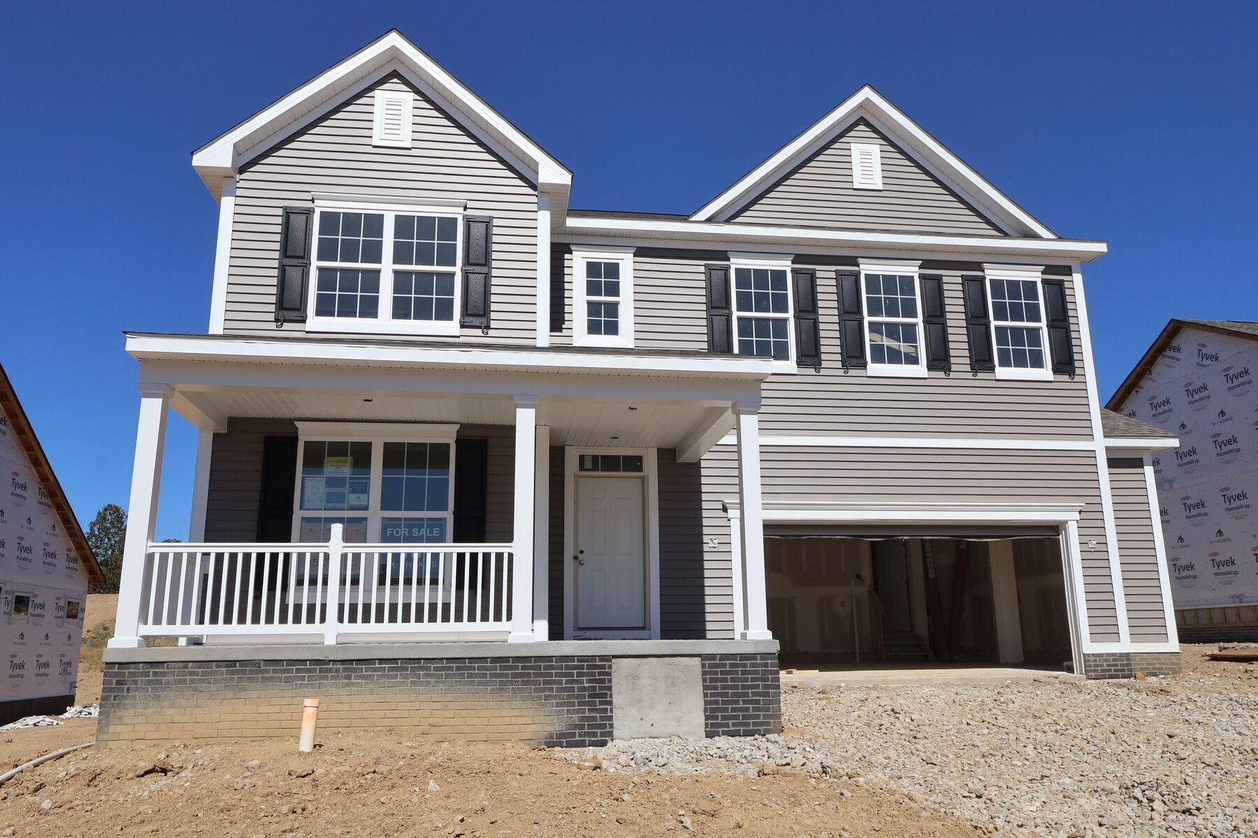 Duckhorn - Forest Ridge: Pataskala, Ohio - M/I Homes