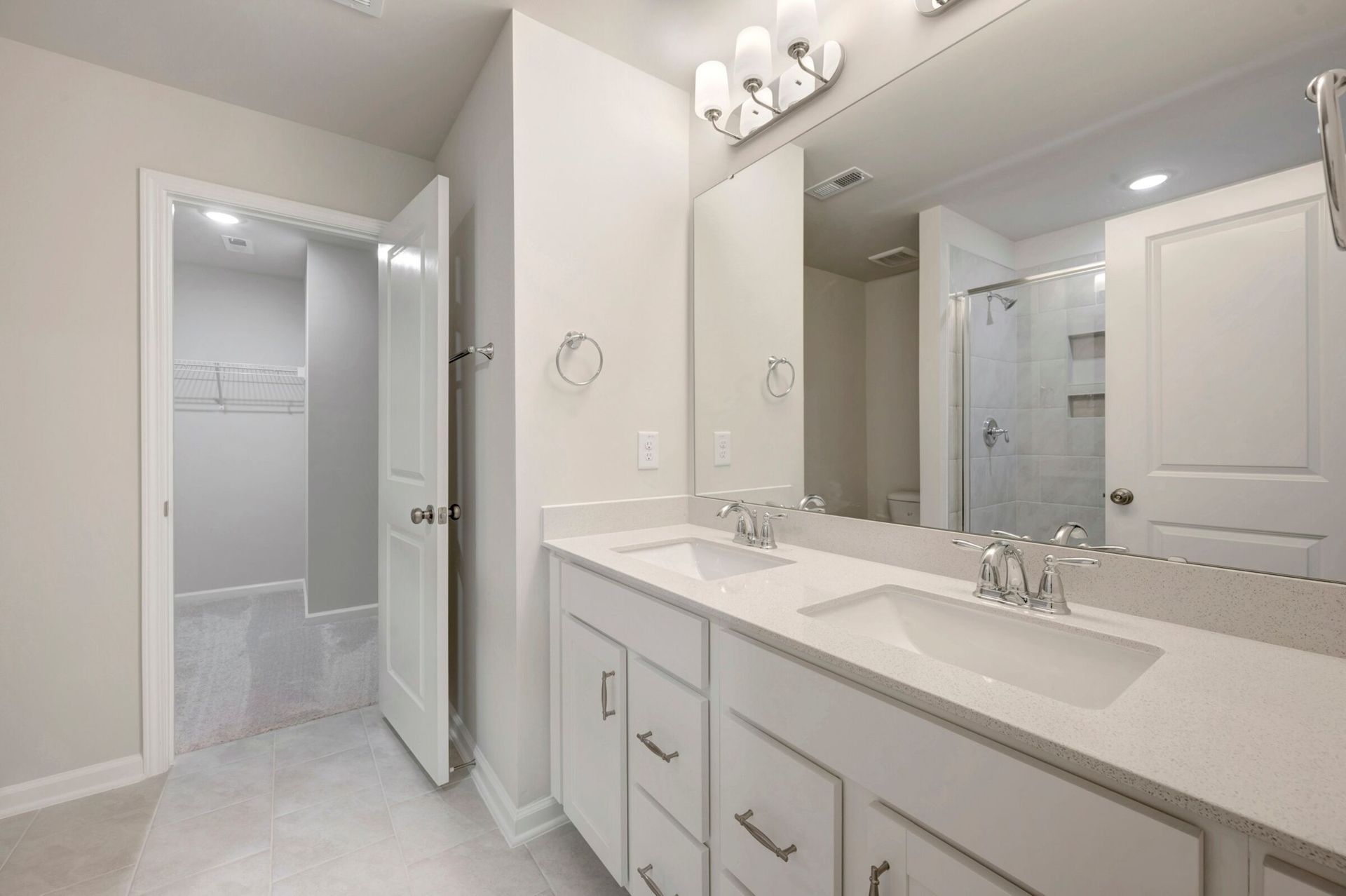 Owner's Bathroom