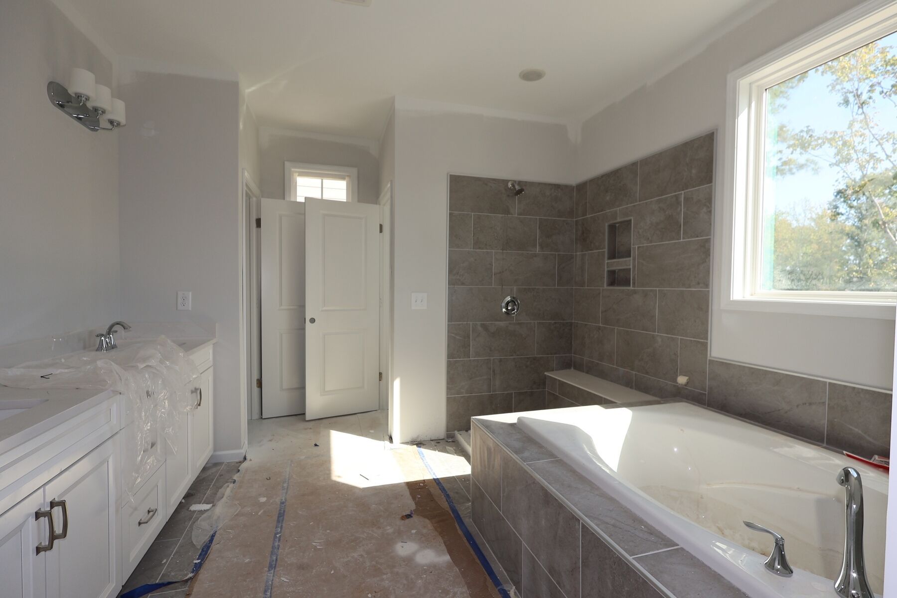 Owner's Bathroom