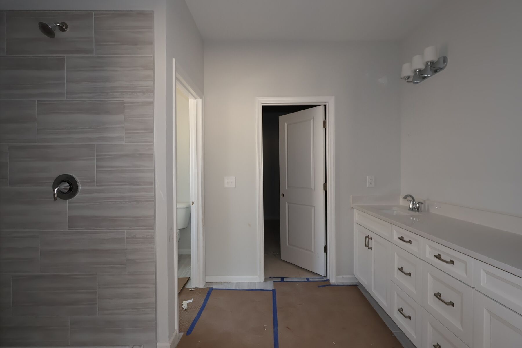 Owner's Bathroom
