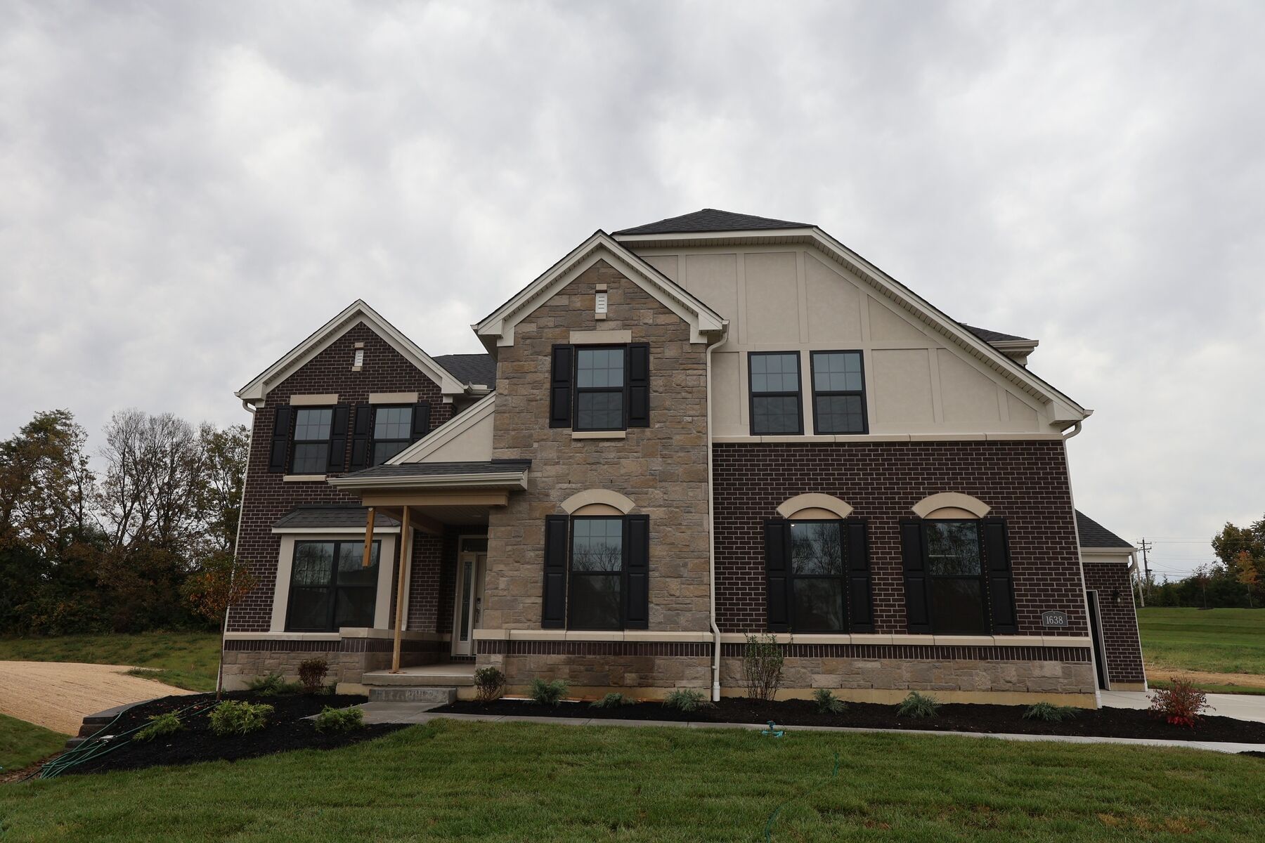 Longmeadow Estates por M/I Homes en Cincinnati Ohio